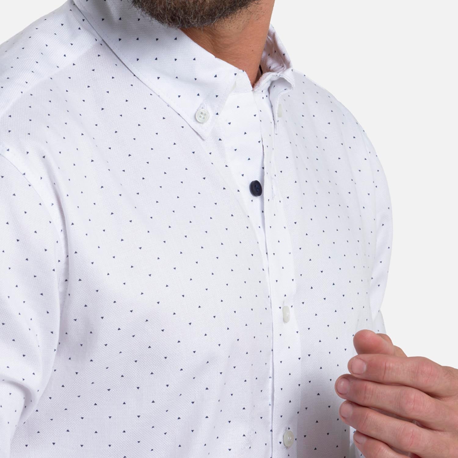 CAMISA MANGA LARGA COLOR BLANCO OPTICO