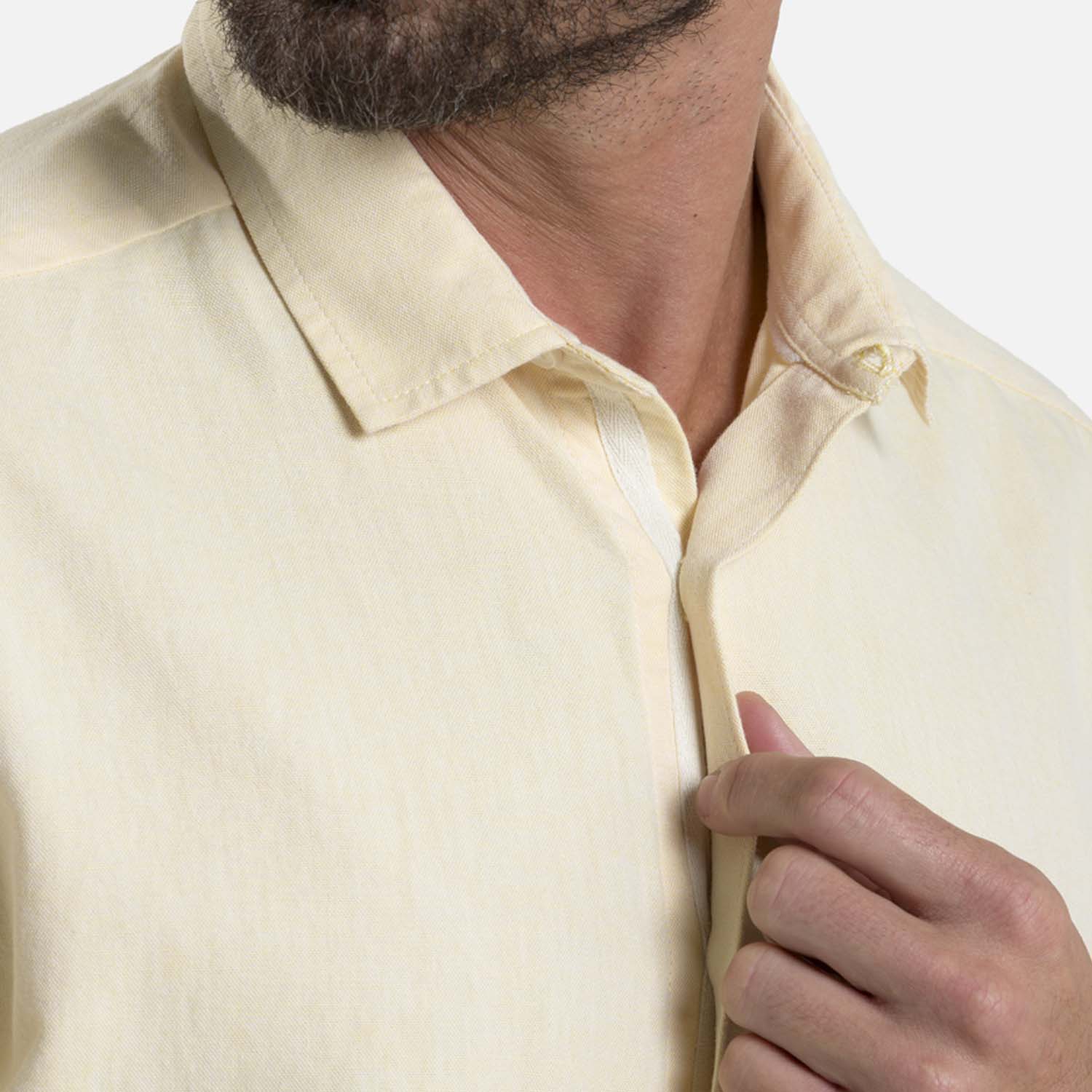 CAMISA MANGA LARGA COLOR AMARILLO CLARO