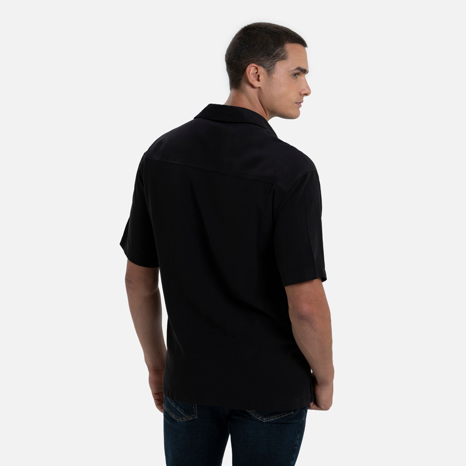 CAMISA MANGA CORTA COLOR NEGRO
