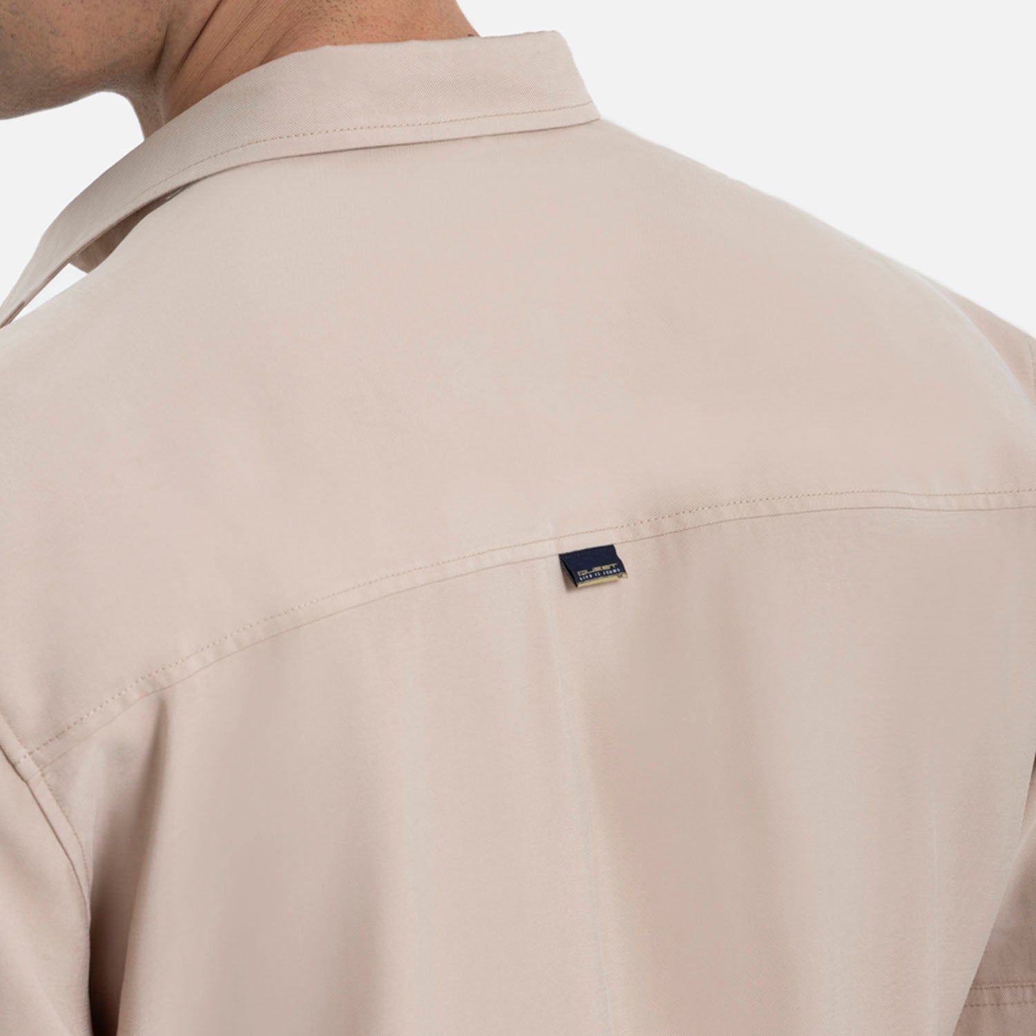 CAMISA MANGA CORTA COLOR BEIGE