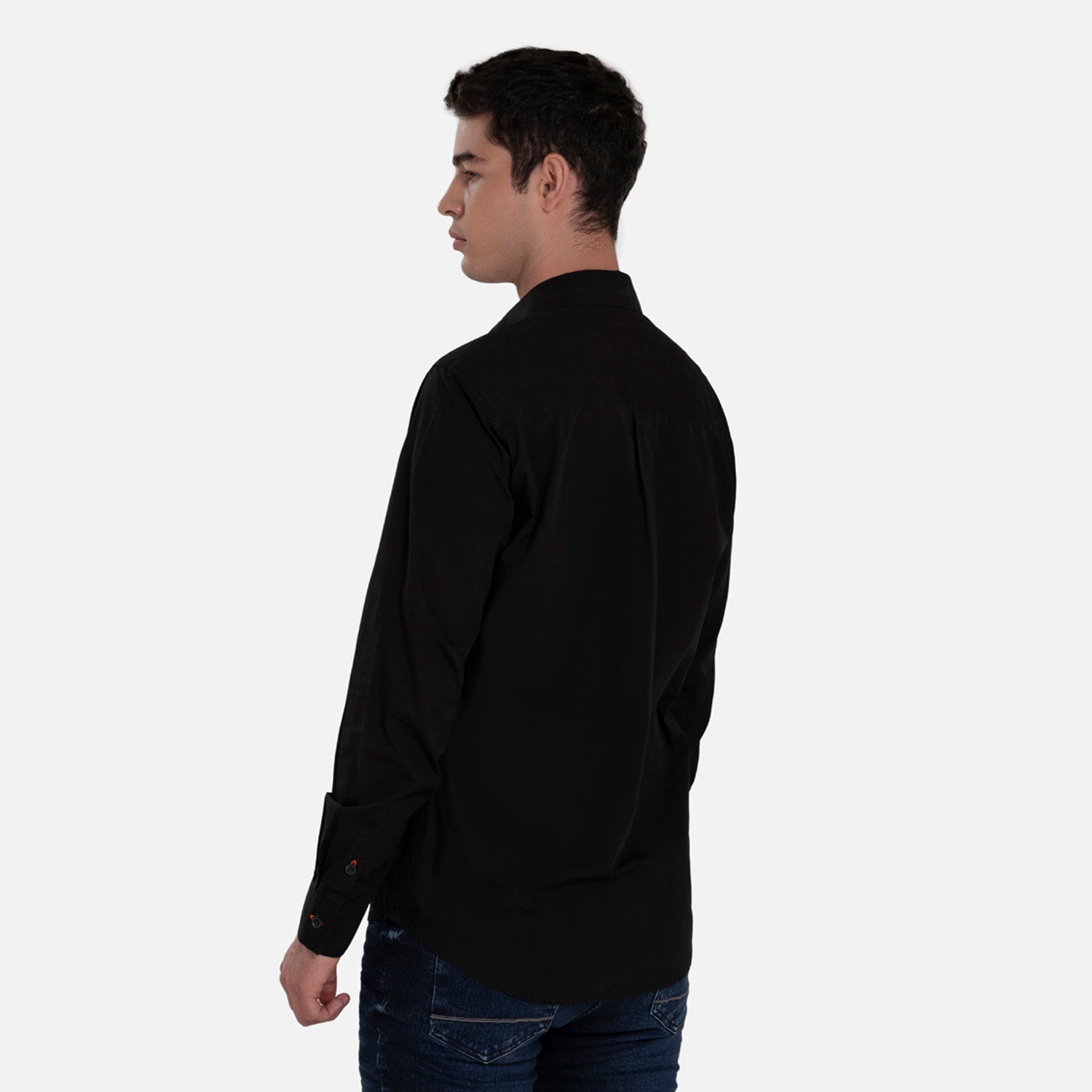 CAMISA MANGA LARGA COLOR NEGRO