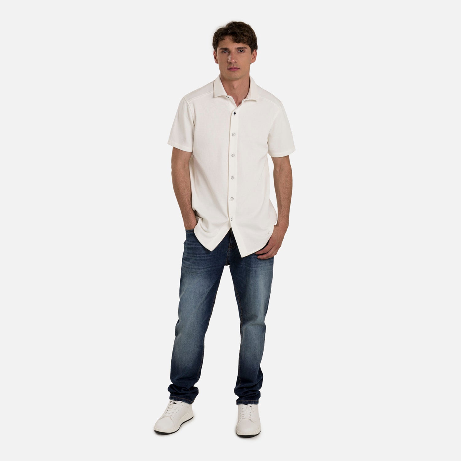 CAMISA MANGA CORTA COLOR BLANCO OPTICO