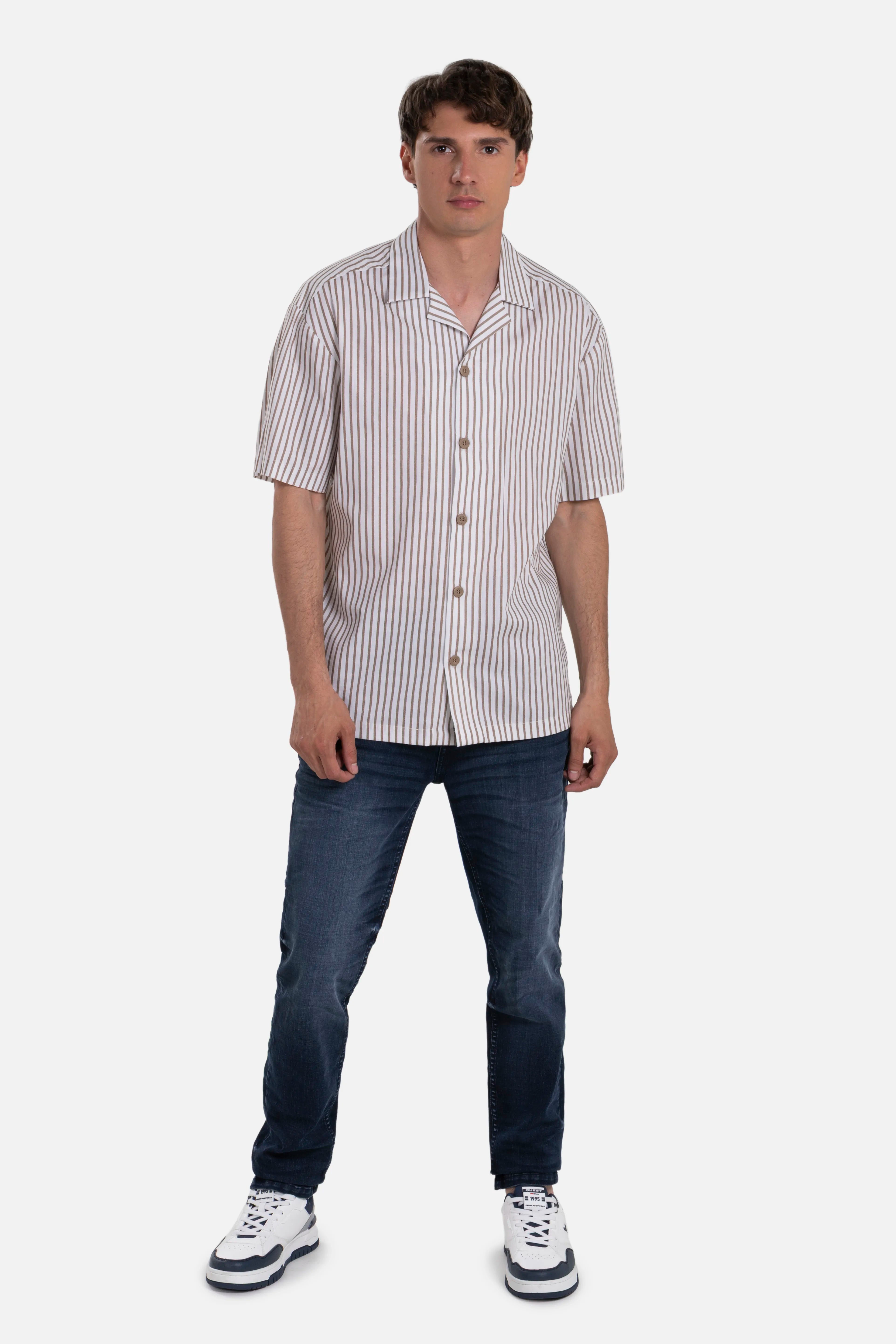 CAMISA MANGA CORTA COLOR KAKI