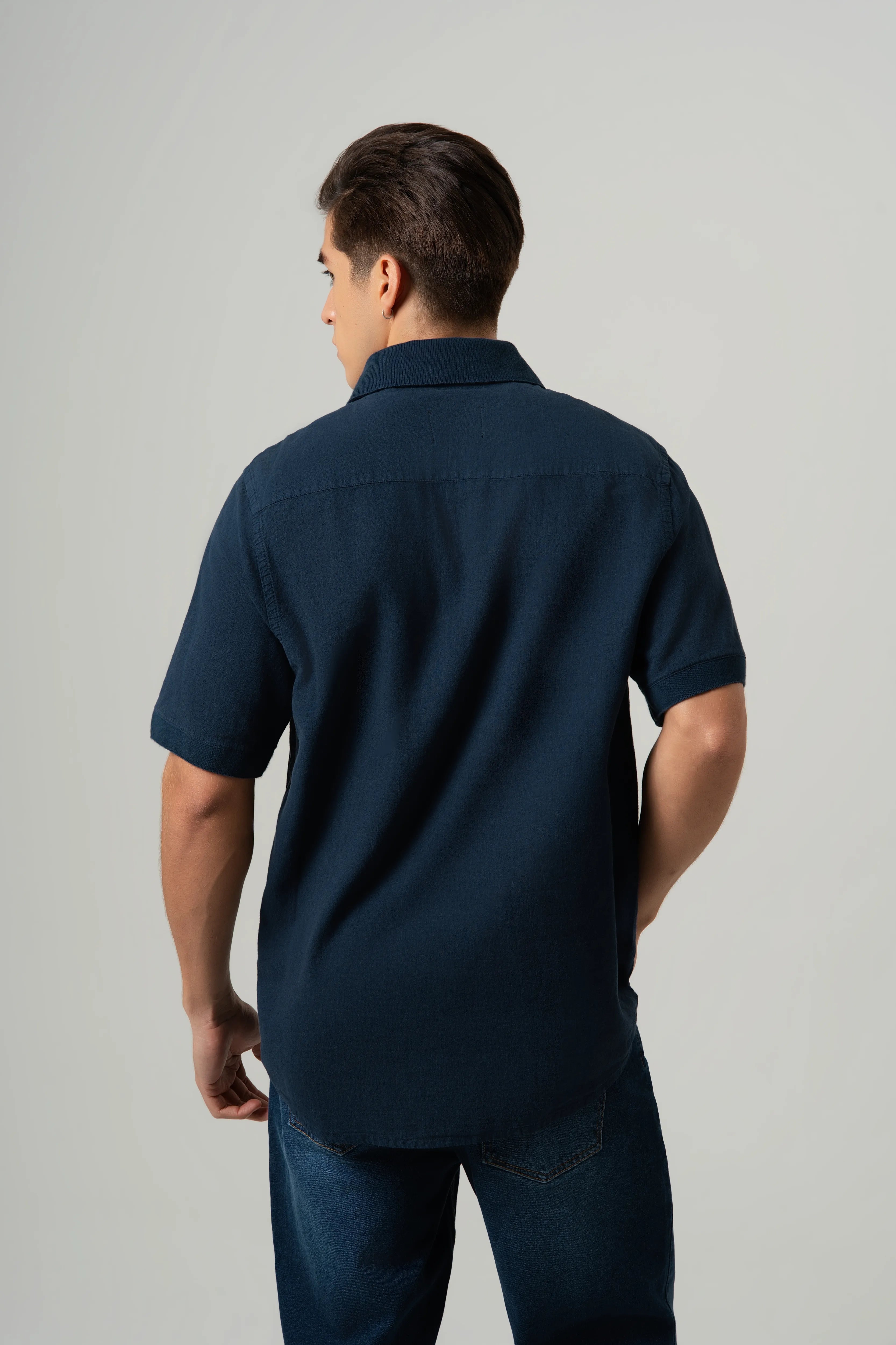 CAMISA MANGA CORTA COLOR AZUL OSCURO