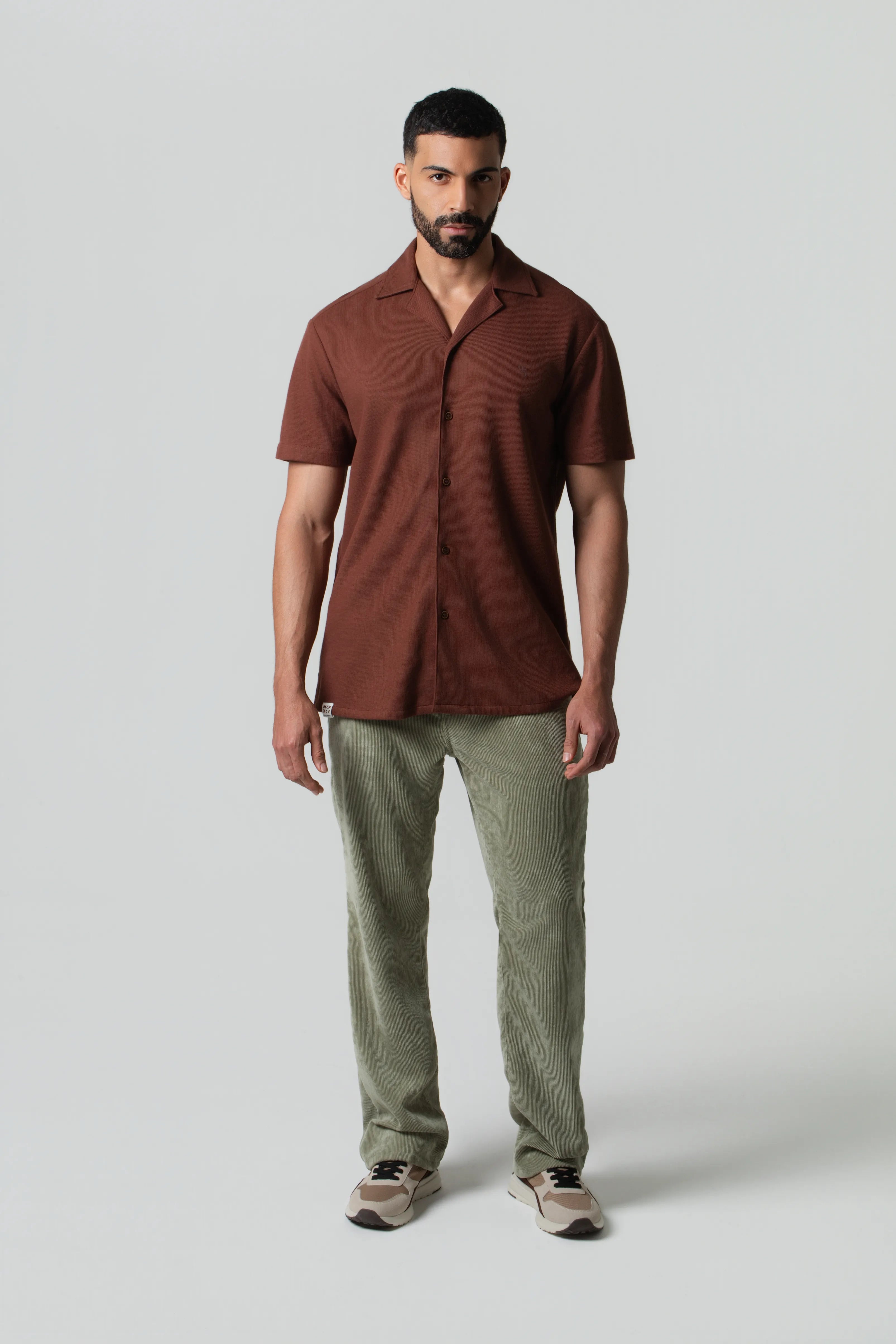 CAMISA MANGA CORTA COLOR BRUNETTE