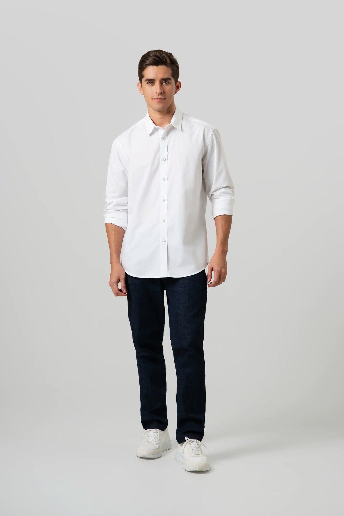 CAMISA MANGA LARGA COLOR BLANCO OPTICO