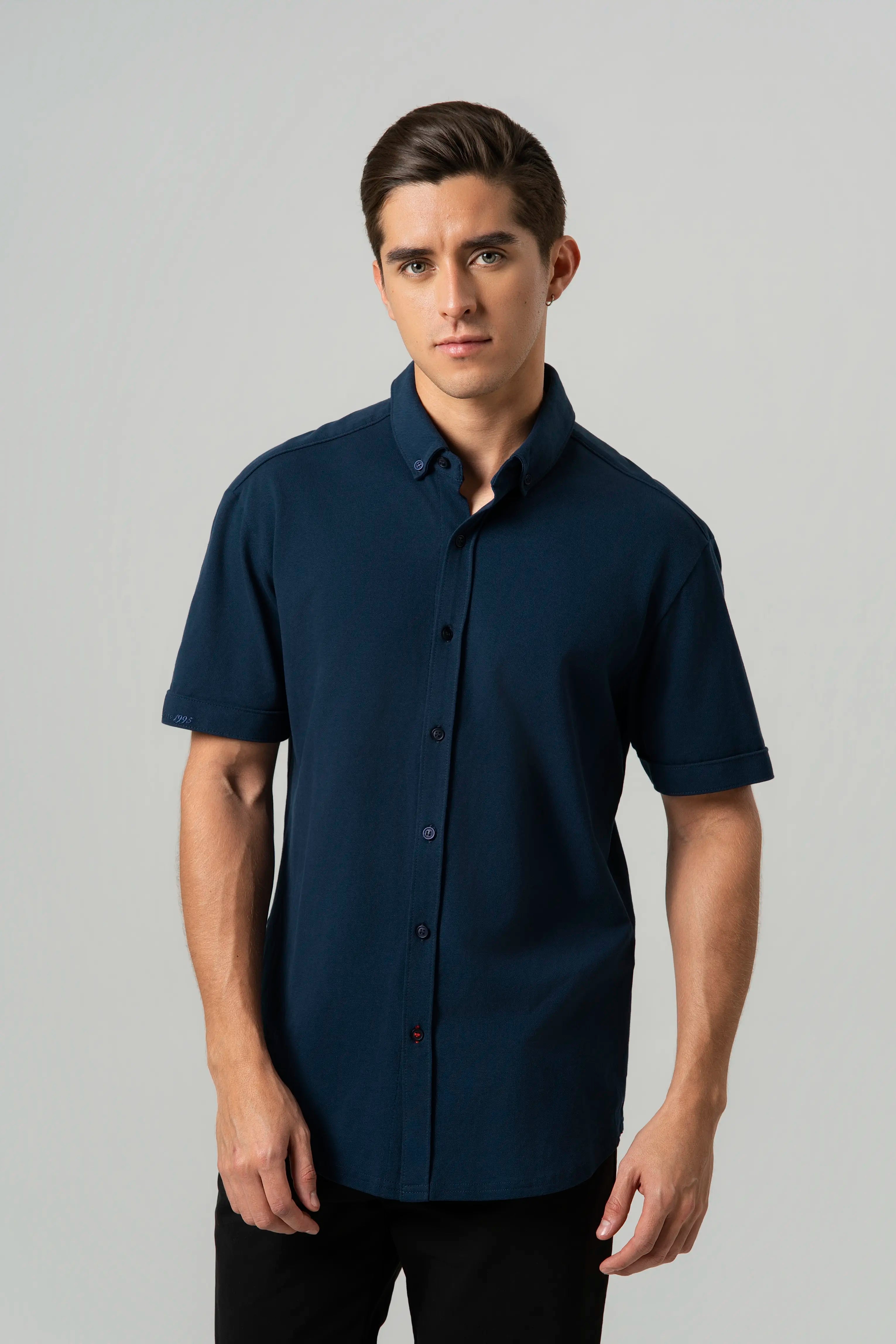 CAMISA MANGA CORTA COLOR AZUL OSCURO