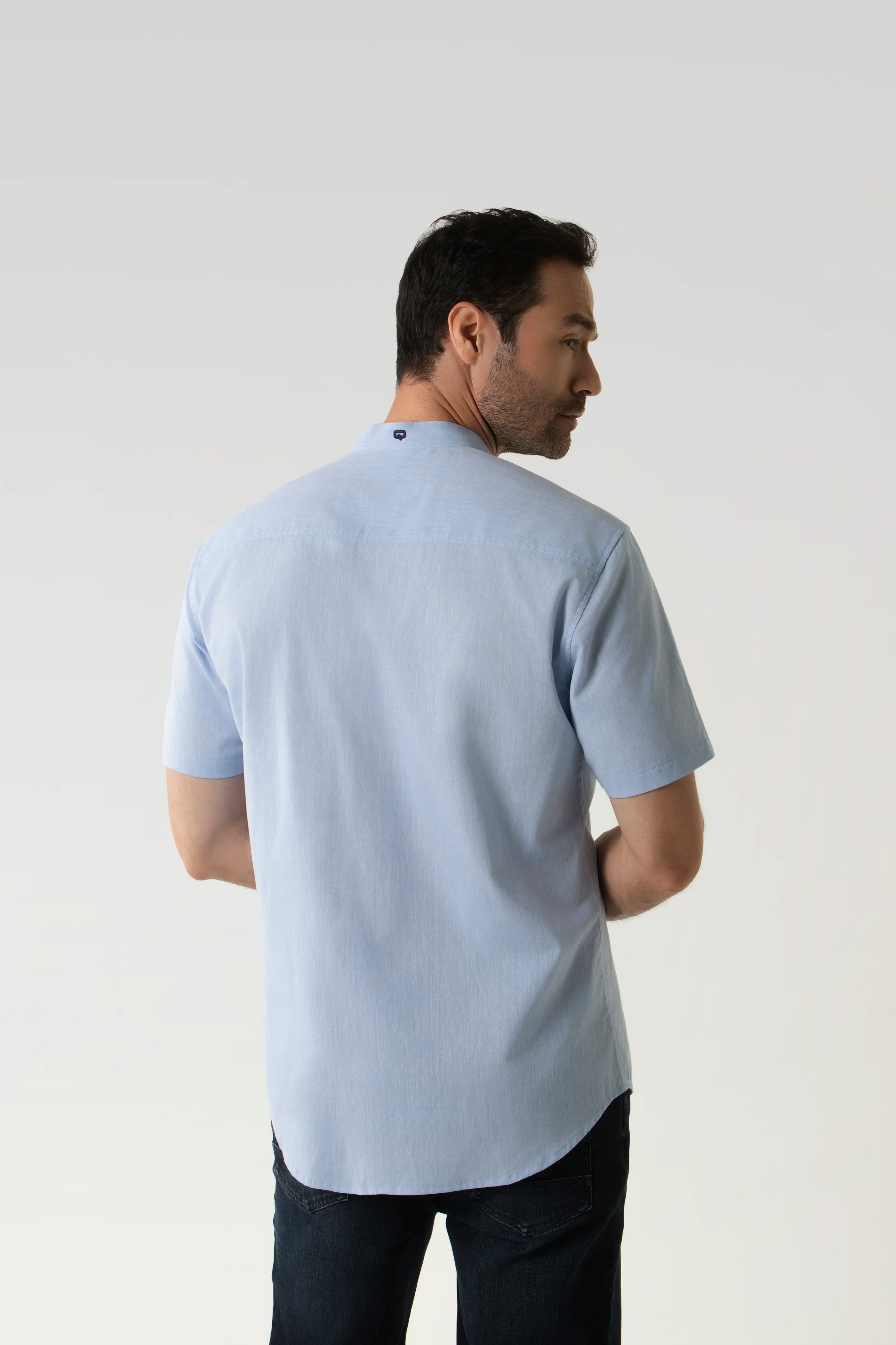 CAMISA MANGA CORTA COLOR AZUL CLARO