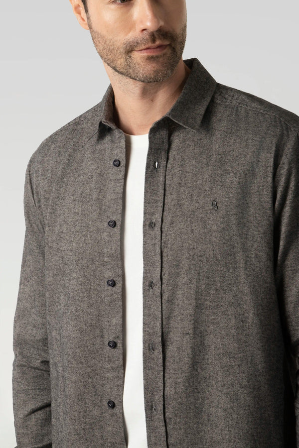 CAMISA MANGA LARGA COLOR NEGRO