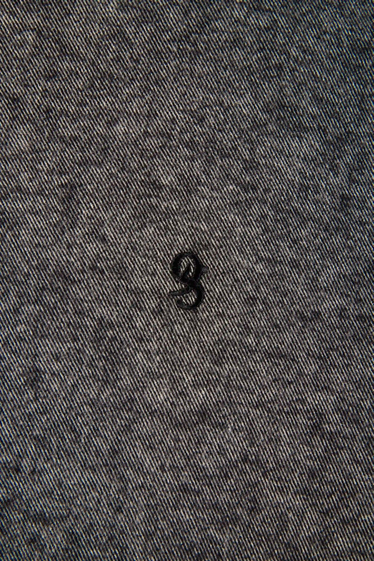 CAMISA MANGA LARGA COLOR NEGRO