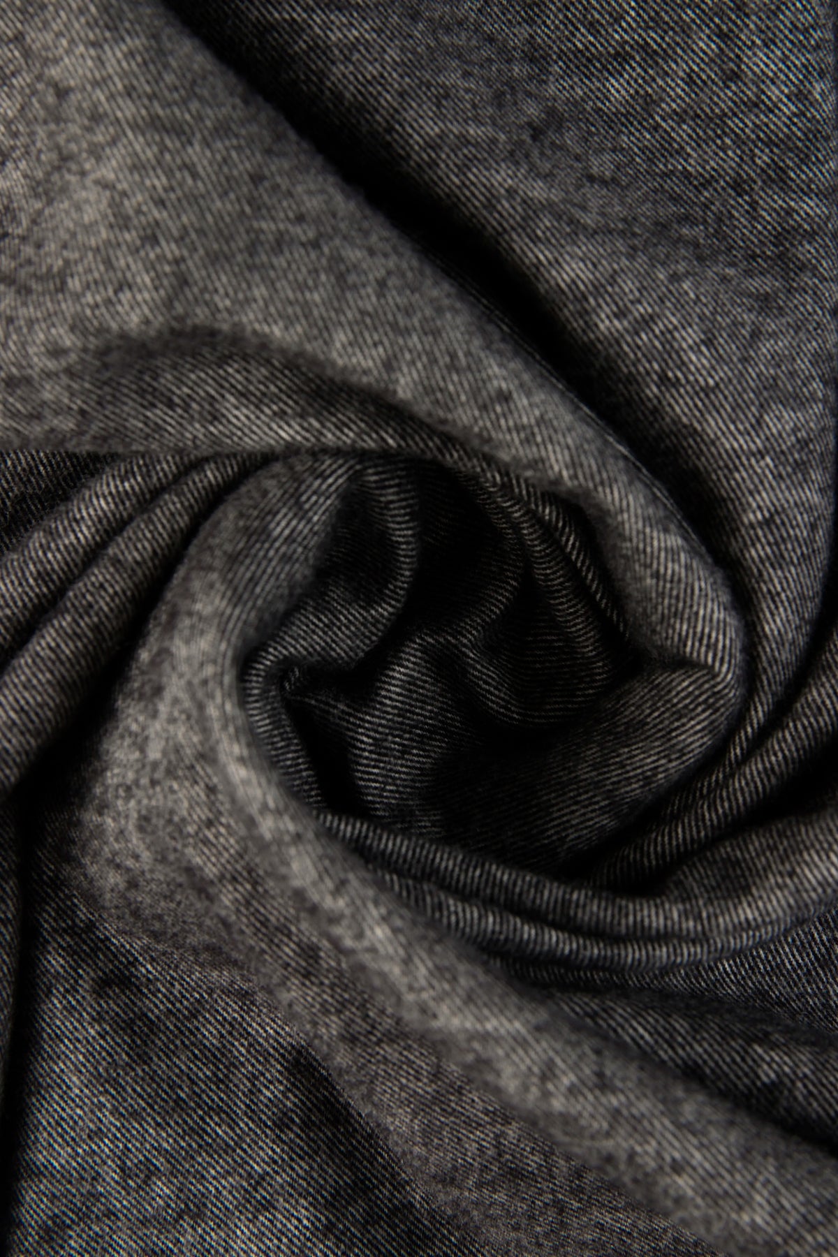CAMISA MANGA LARGA COLOR NEGRO