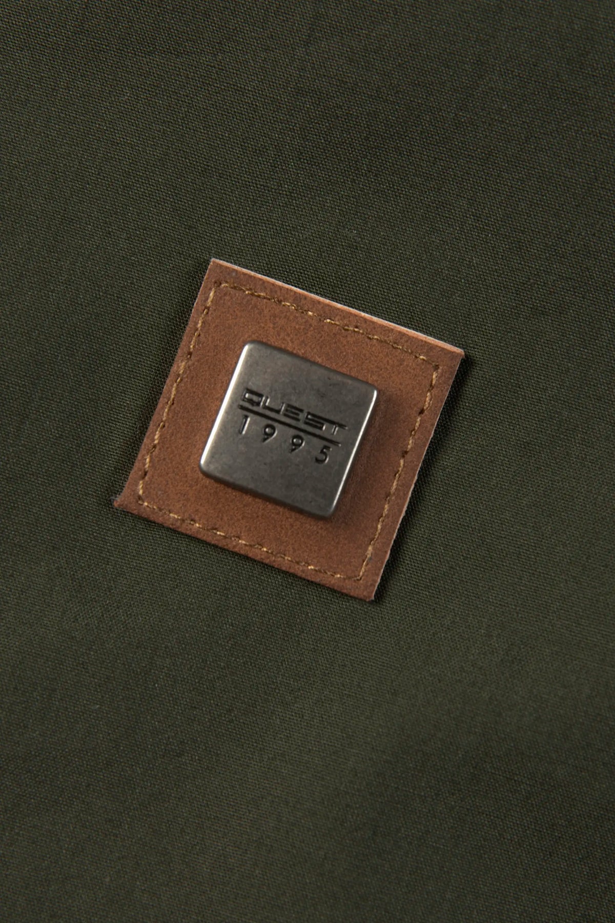 CAMISA MANGA CORTA COLOR VERDE MILITAR