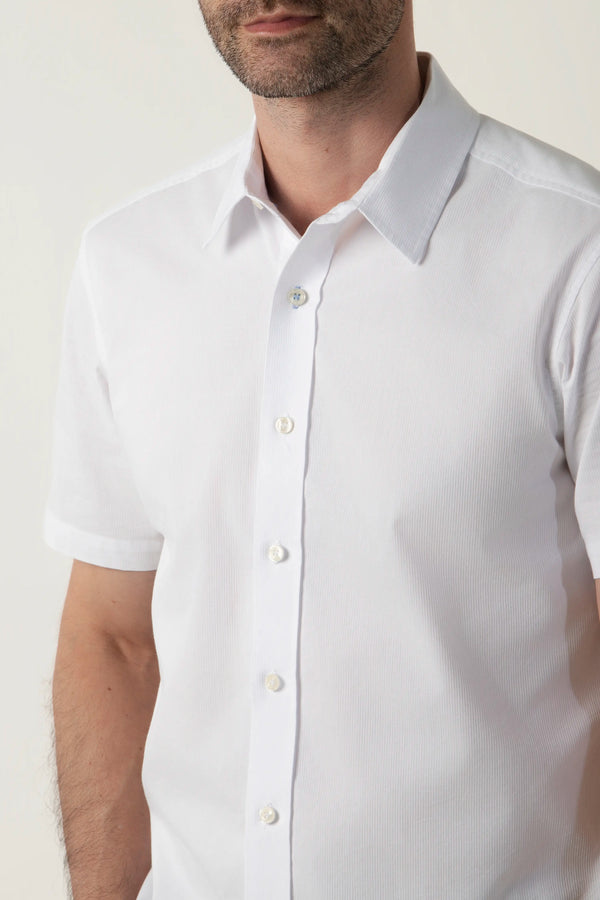 CAMISA MANGA CORTA COLOR BLANCO OPTICO