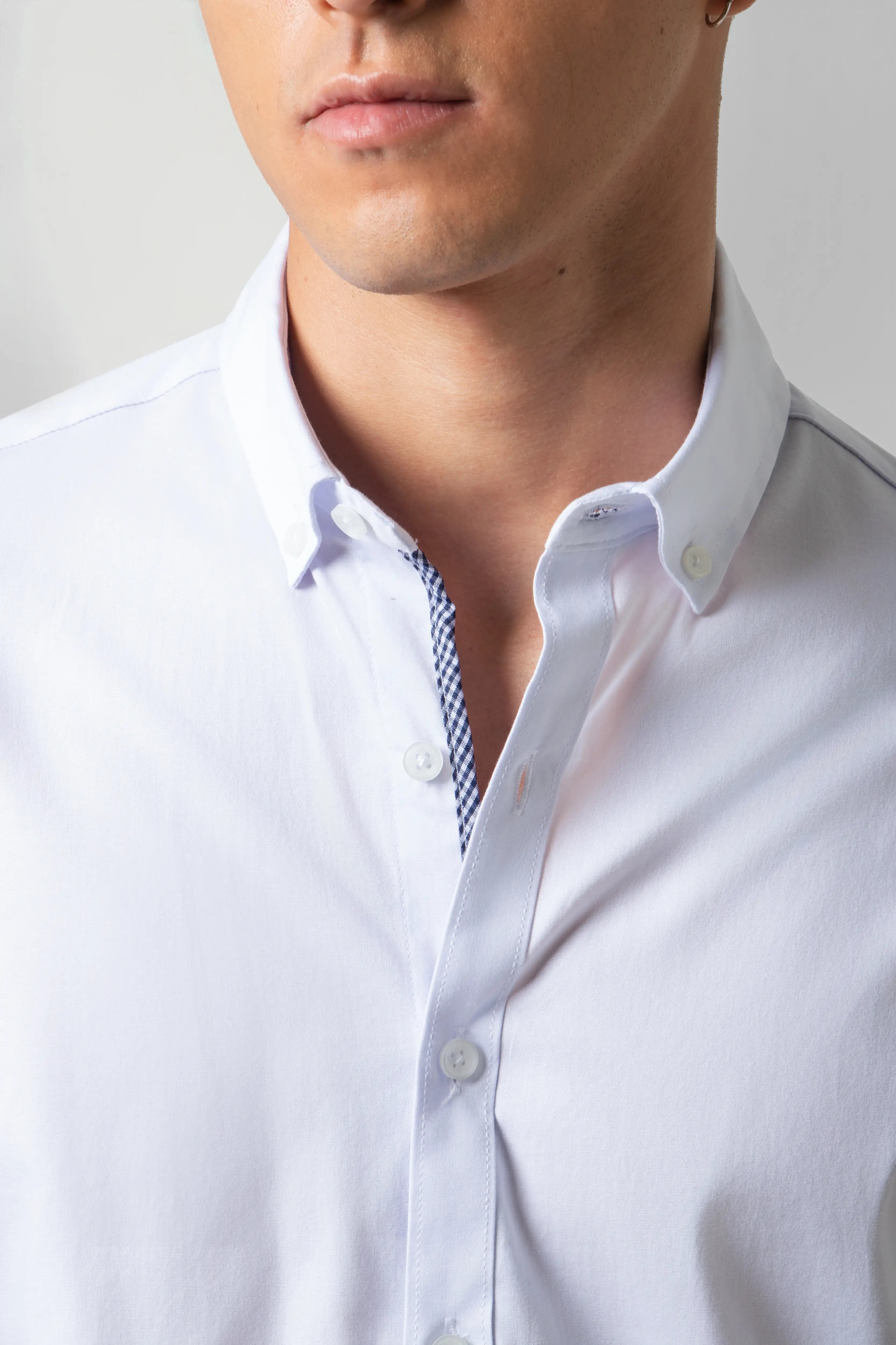 CAMISA SLIM MANGA CORTA COLOR BLANCO OPTICO