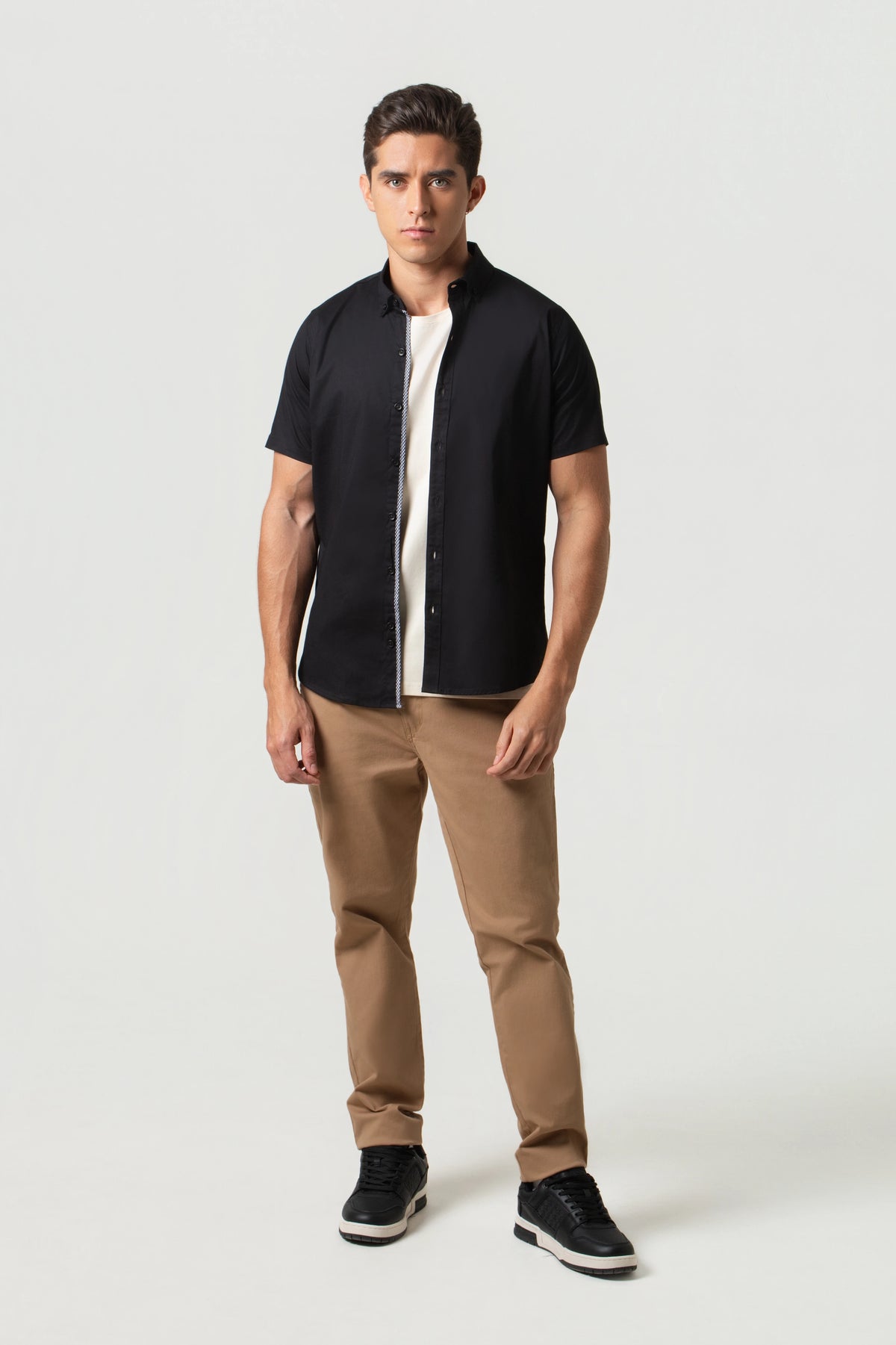 CAMISA SLIM MANGA CORTA COLOR NEGRO