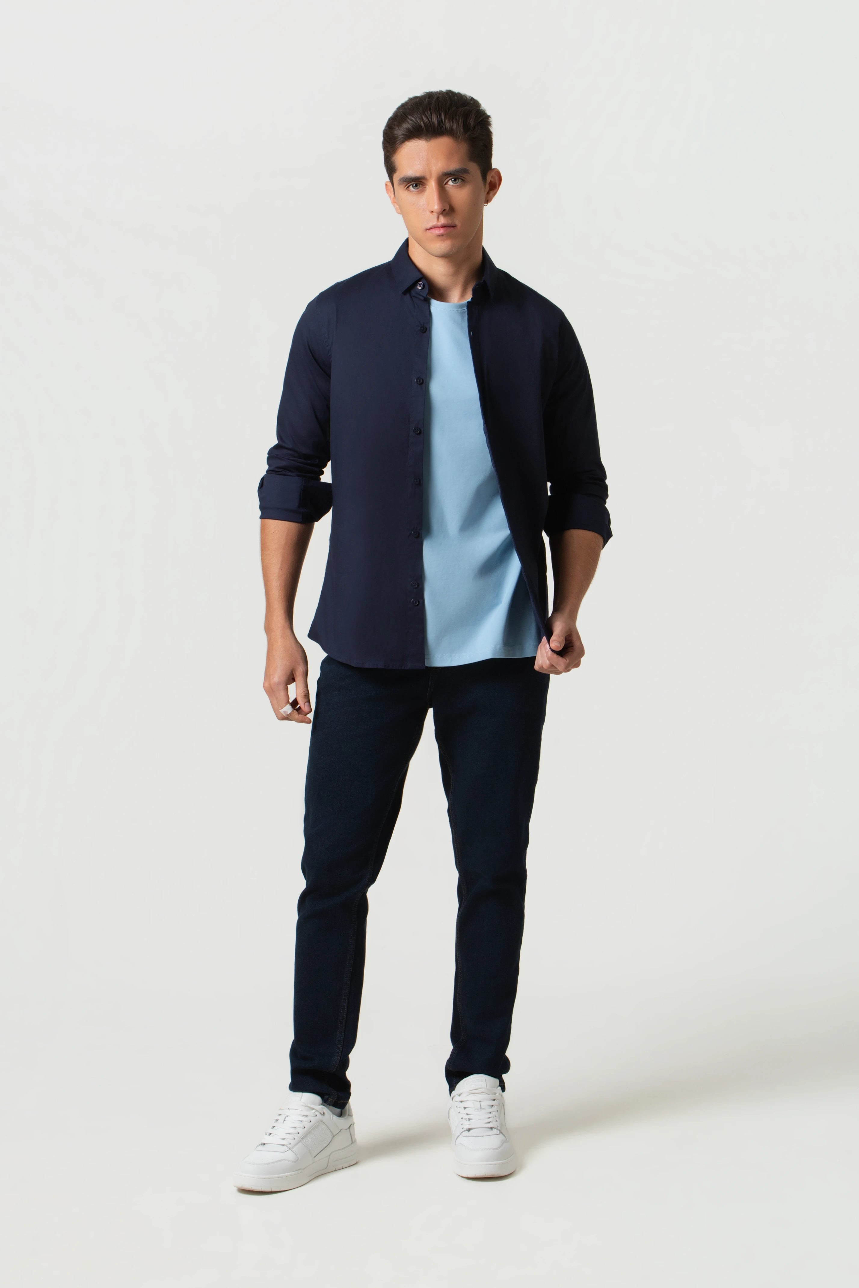 CAMISA SLIM MANGA LARGA COLOR AZUL OSCURO