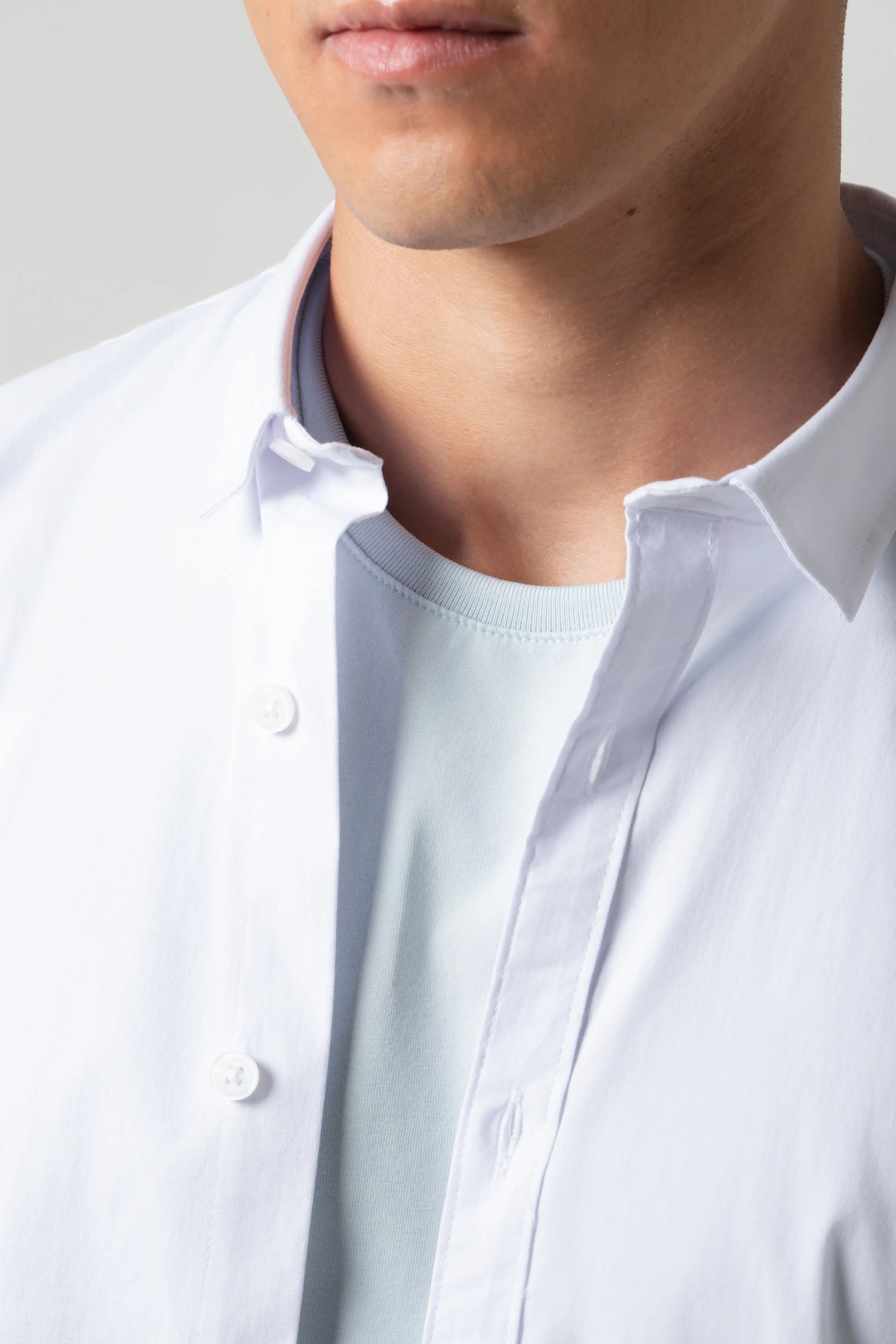 CAMISA SLIM MANGA LARGA COLOR BLANCO OPTICO
