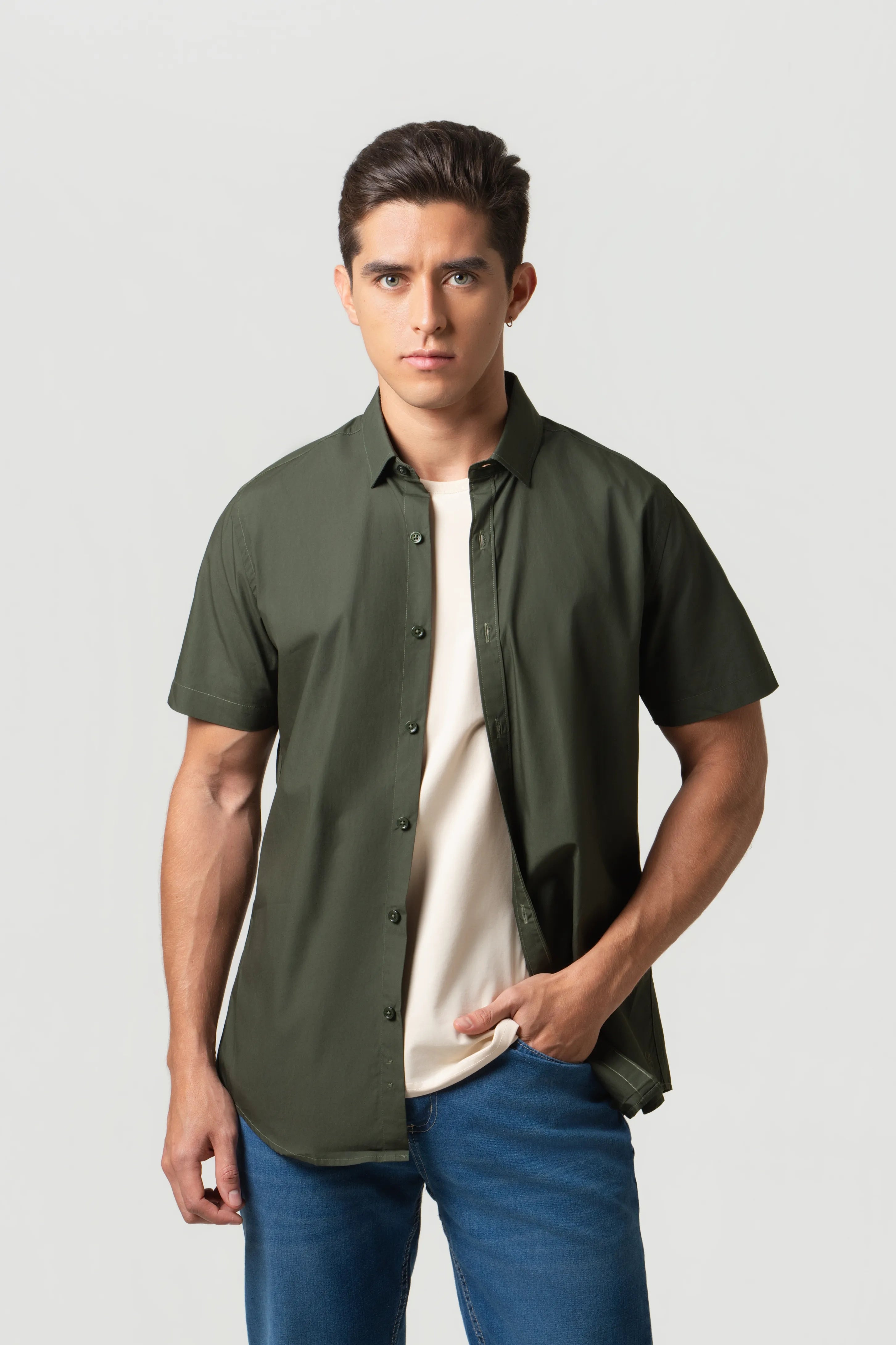 CAMISA MANGA CORTA COLOR VERDE MILITAR