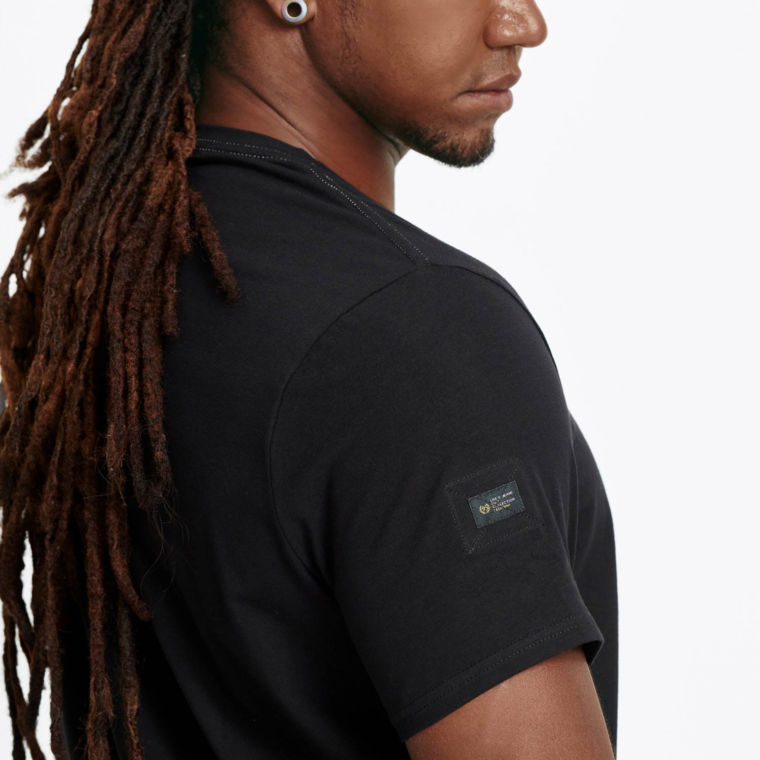 CAMISETA SLIM MANGA CORTA COLOR AZUL OSCURO