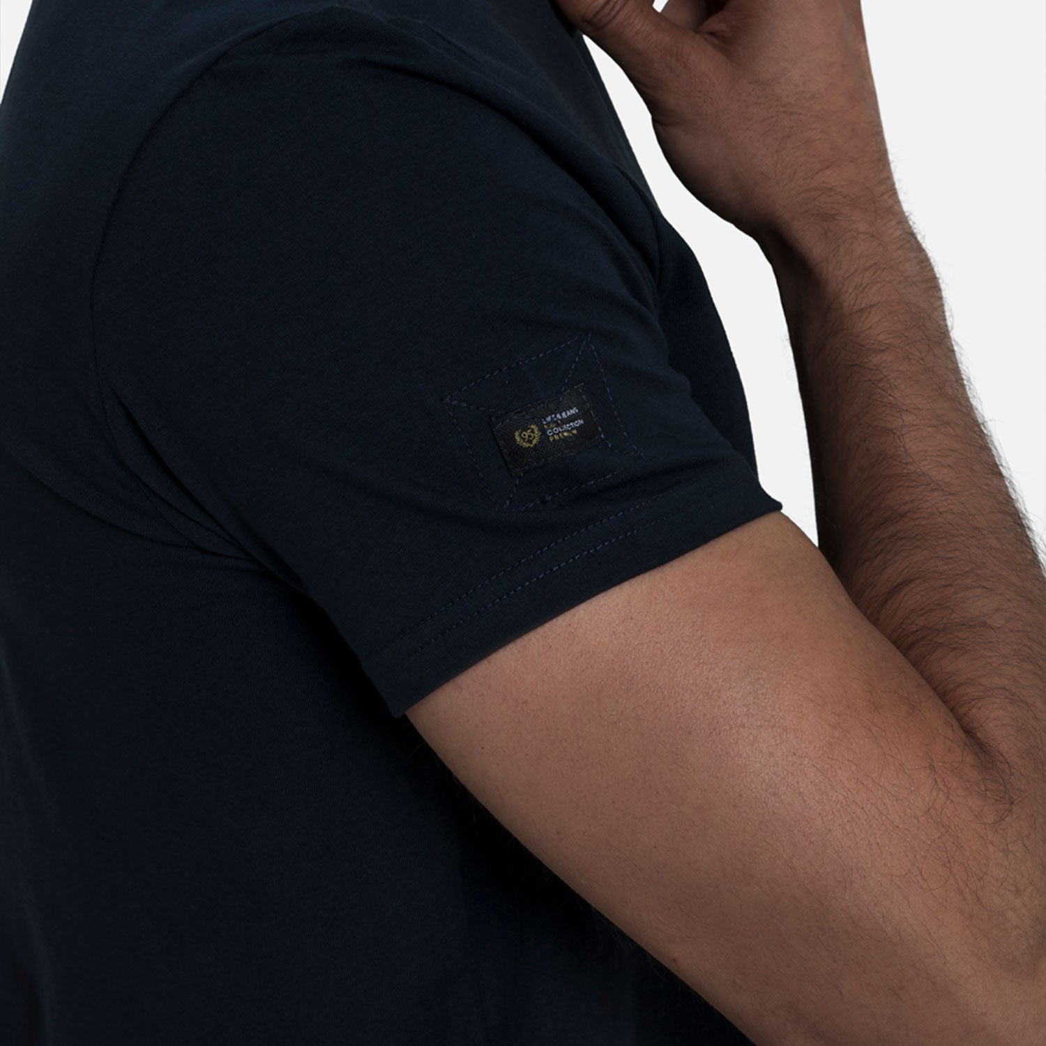 CAMISETA SLIM MANGA CORTA COLOR AZUL OSCURO