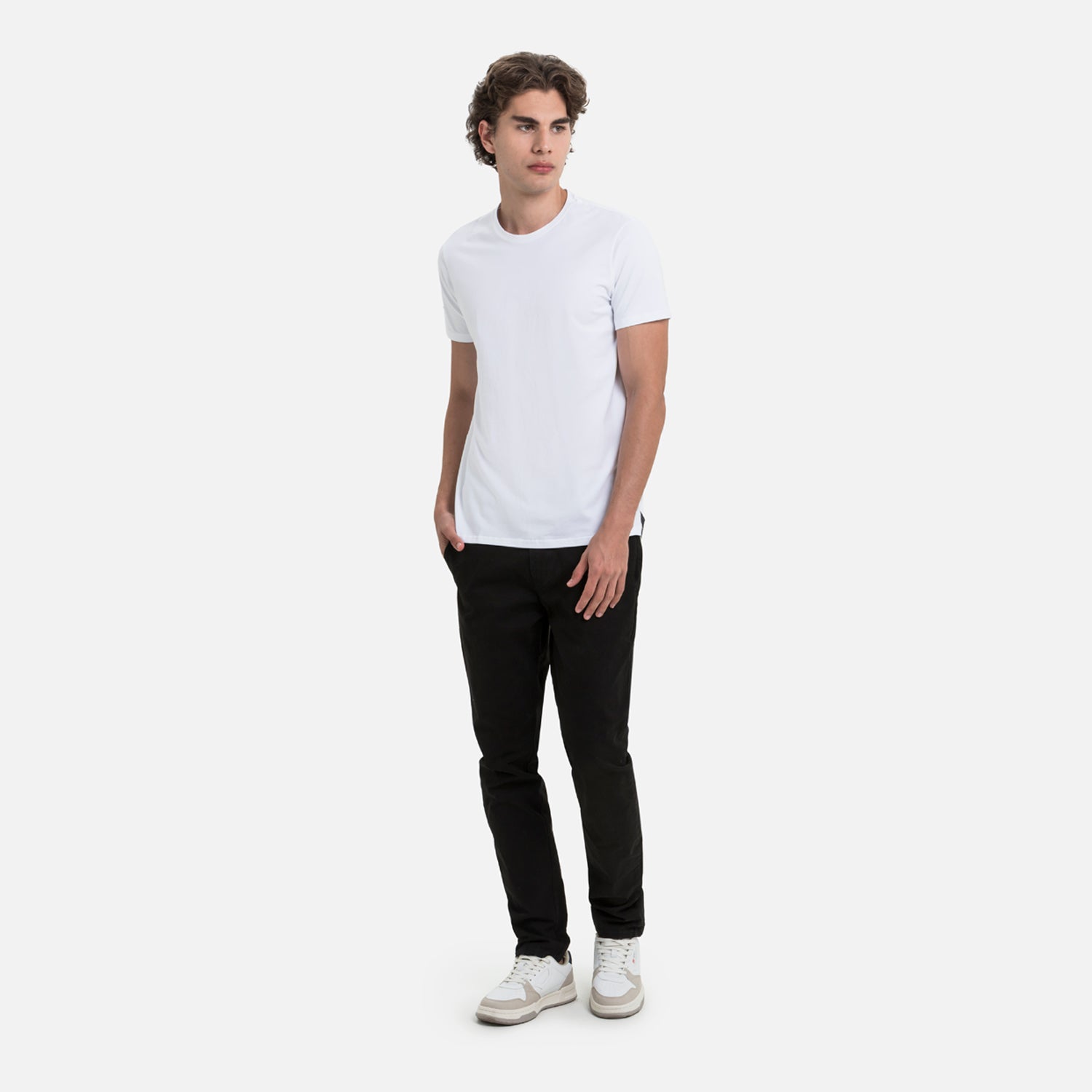 CAMISETA SLIM MANGA CORTA COLOR BLANCO OPTICO