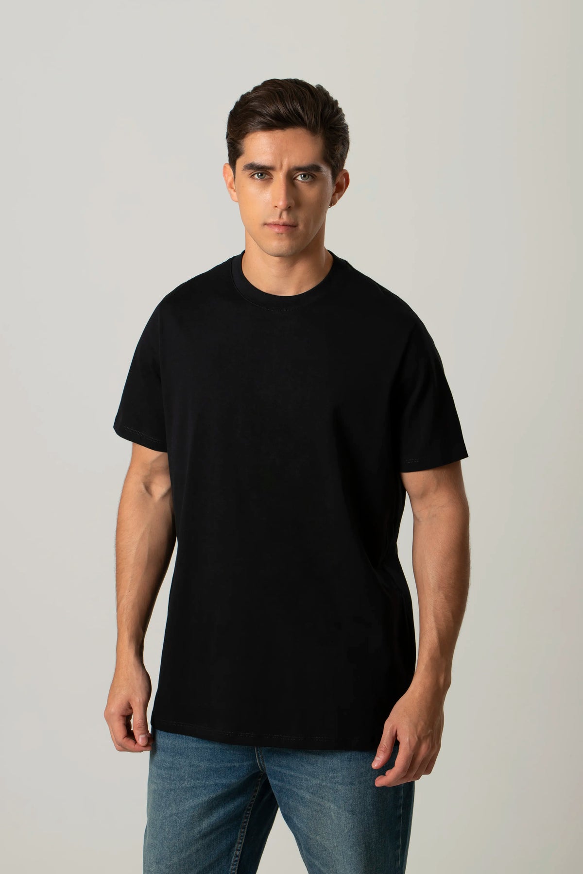 CAMISETA MANGA CORTA COLOR NEGRO