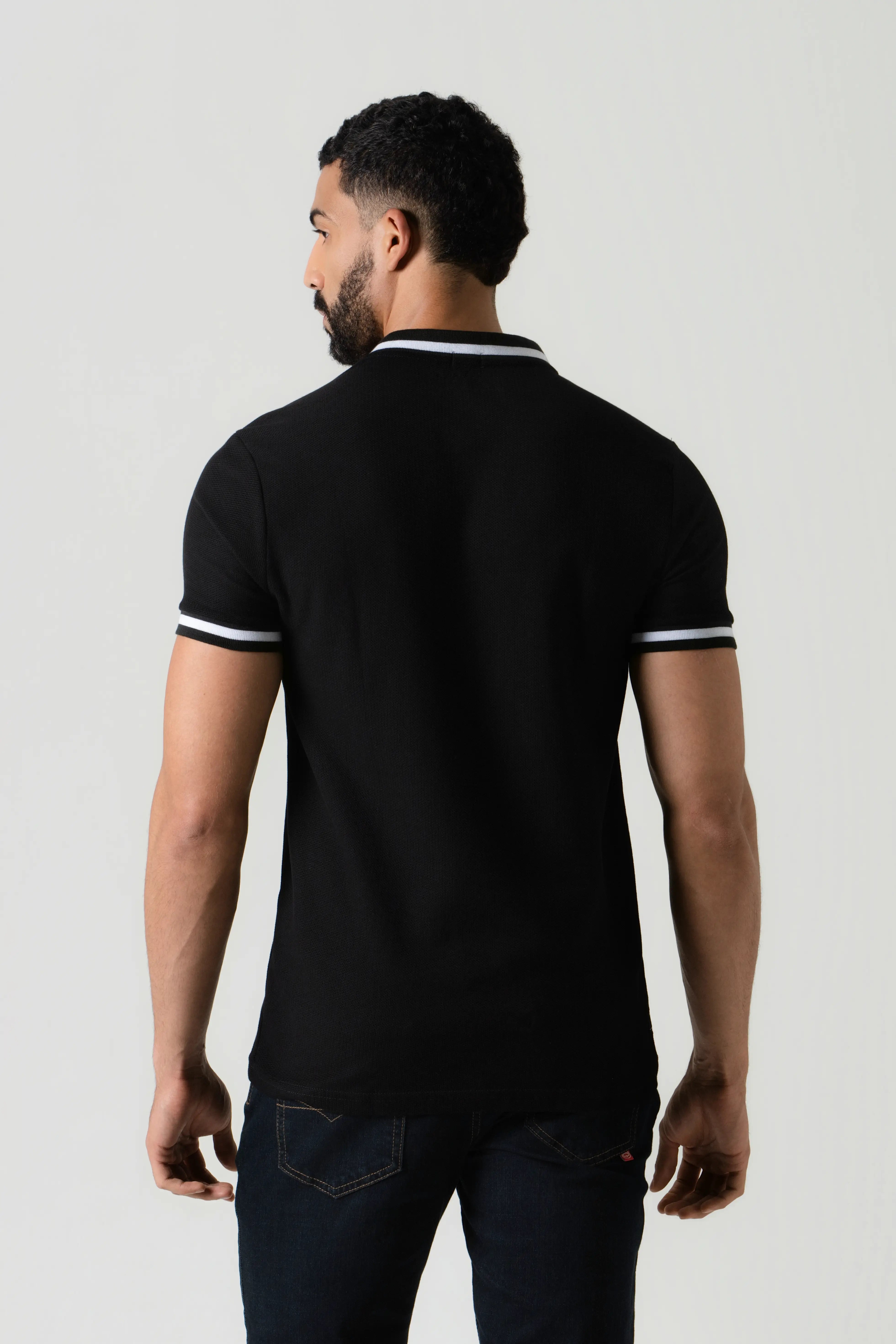 CAMISETA MANGA CORTA COLOR NEGRO