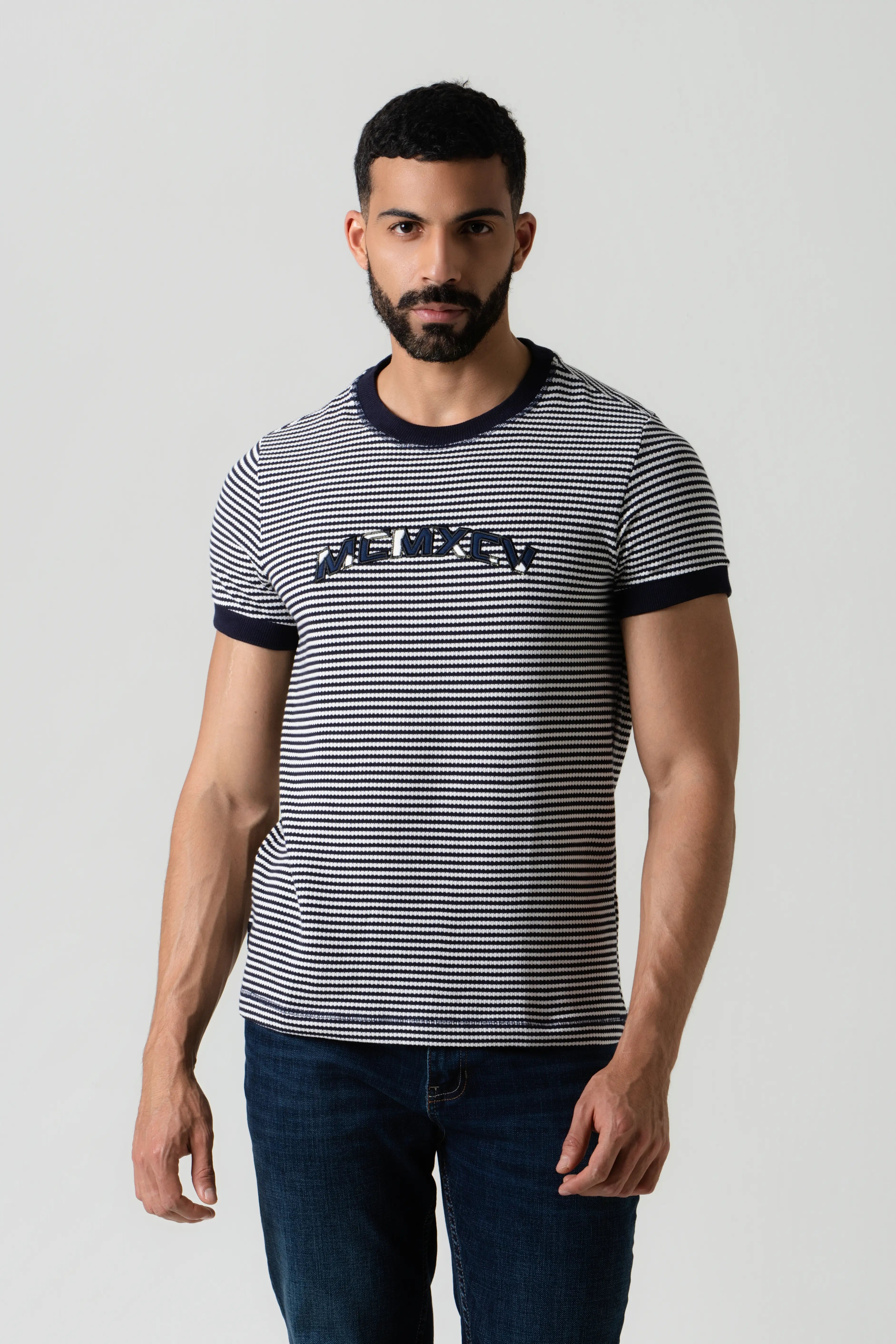 CAMISETA MANGA CORTA COLOR AZUL OSCURO