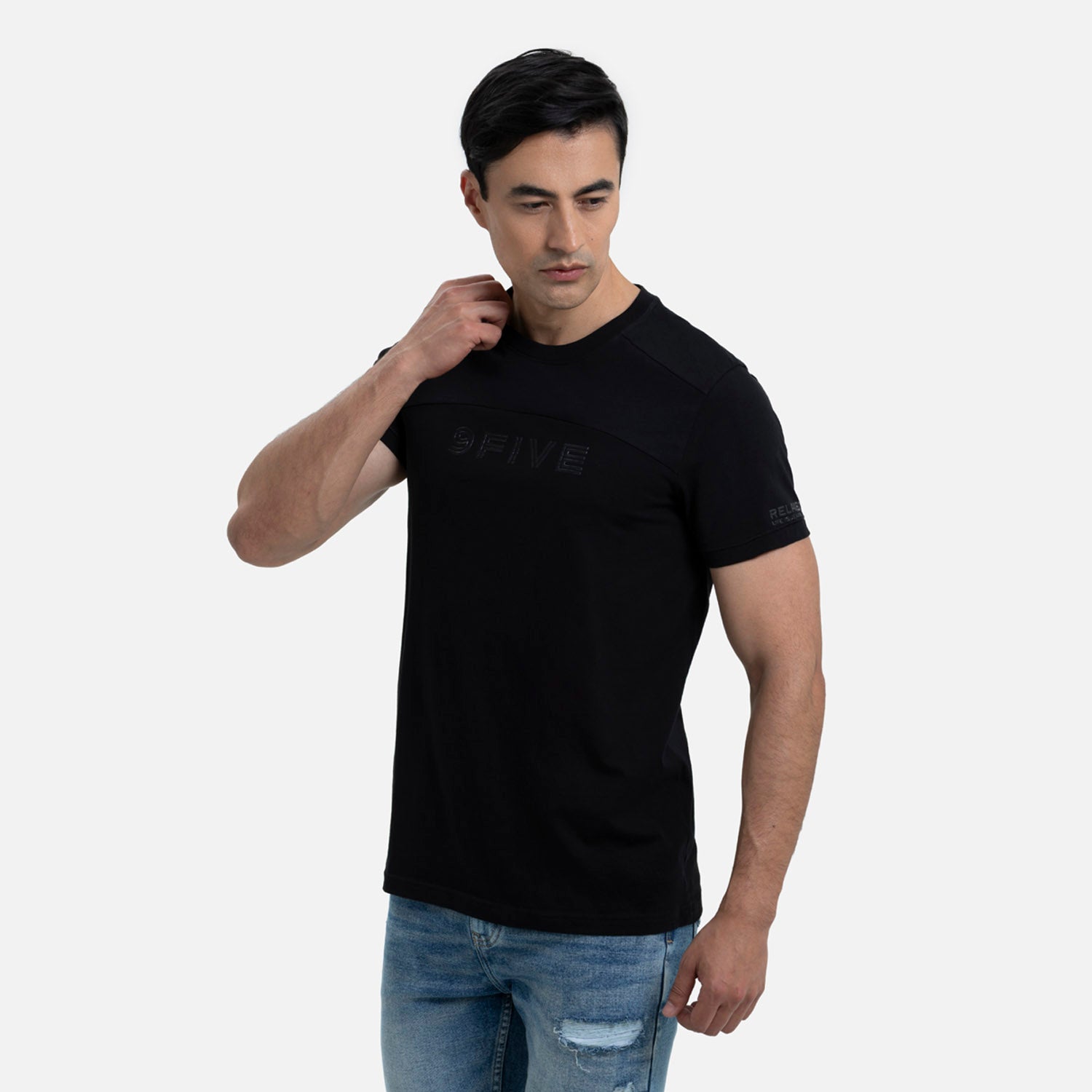 CAMISETA MANGA CORTA COLOR NEGRO