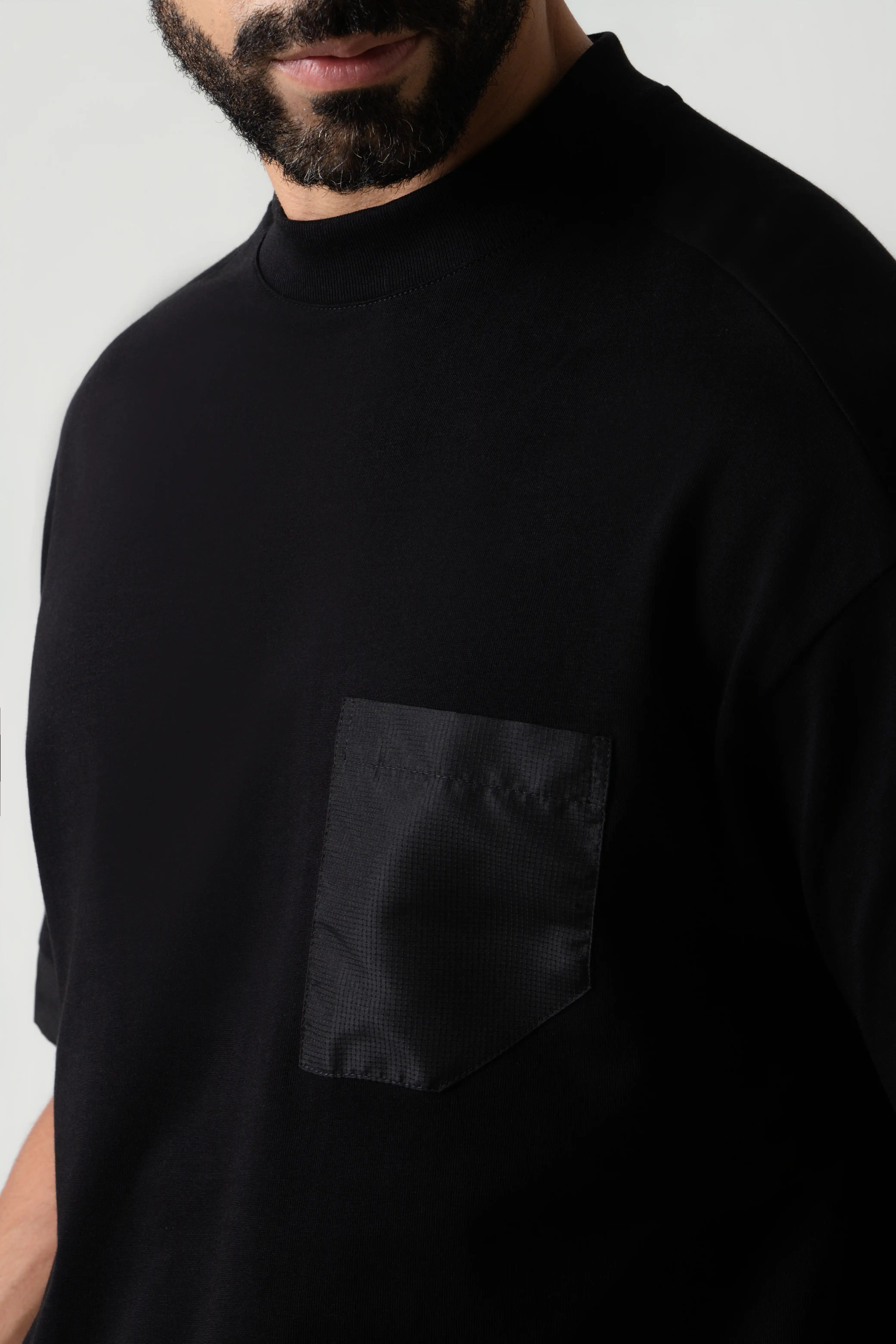 CAMISETA MANGA CORTA COLOR NEGRO