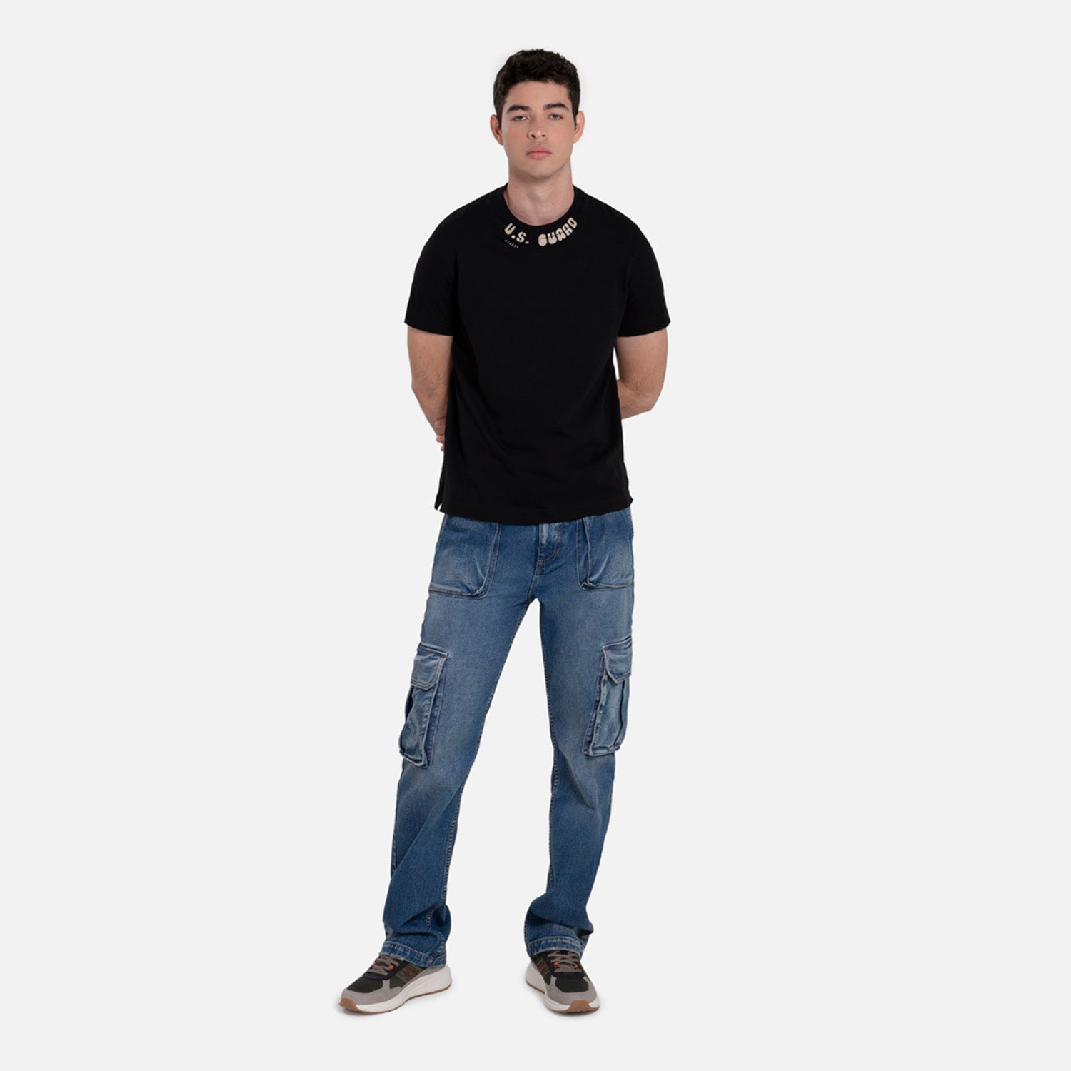 CAMISETA MANGA CORTA COLOR NEGRO
