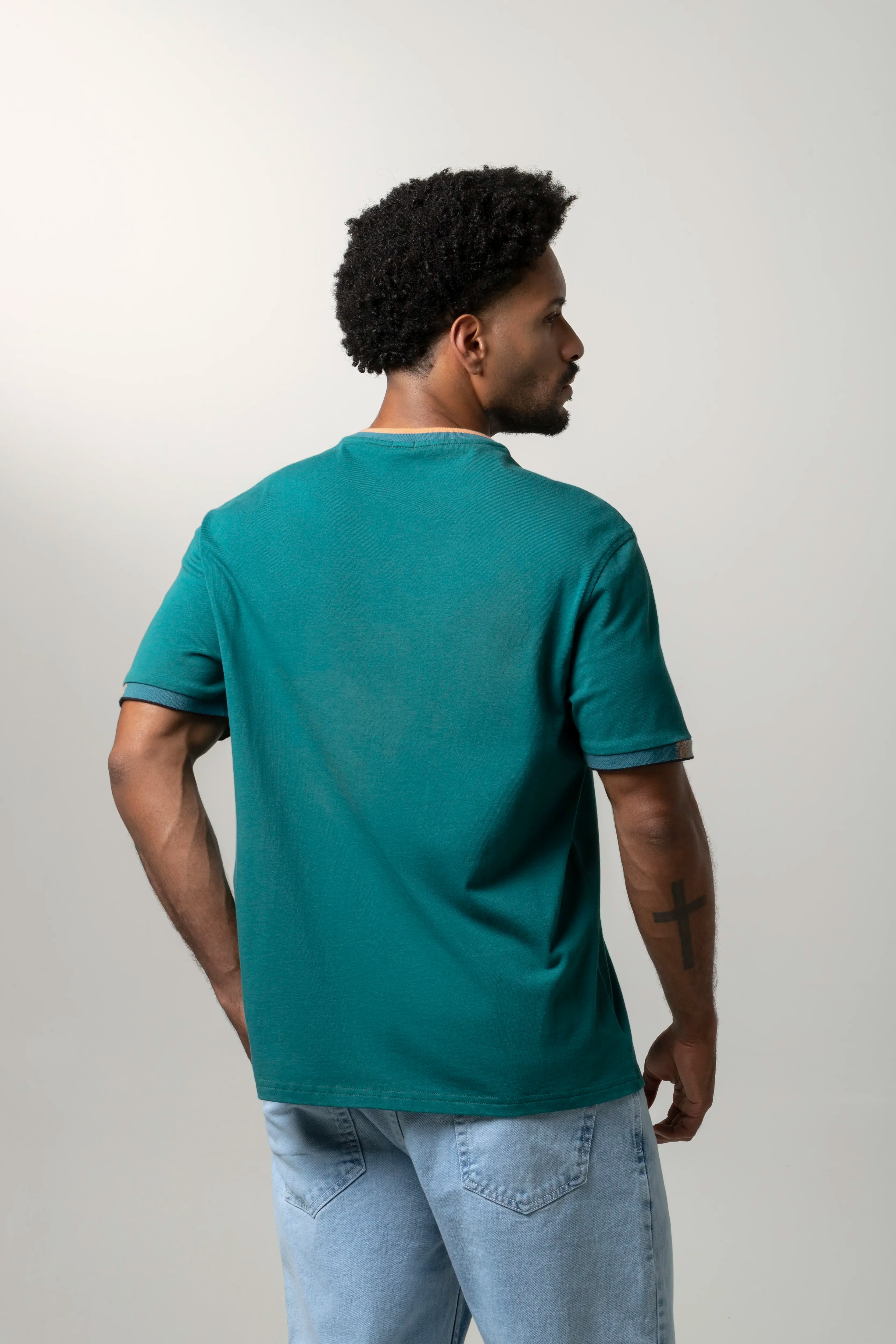 CAMISETA MANGA CORTA COLOR VERDE TORMENTA