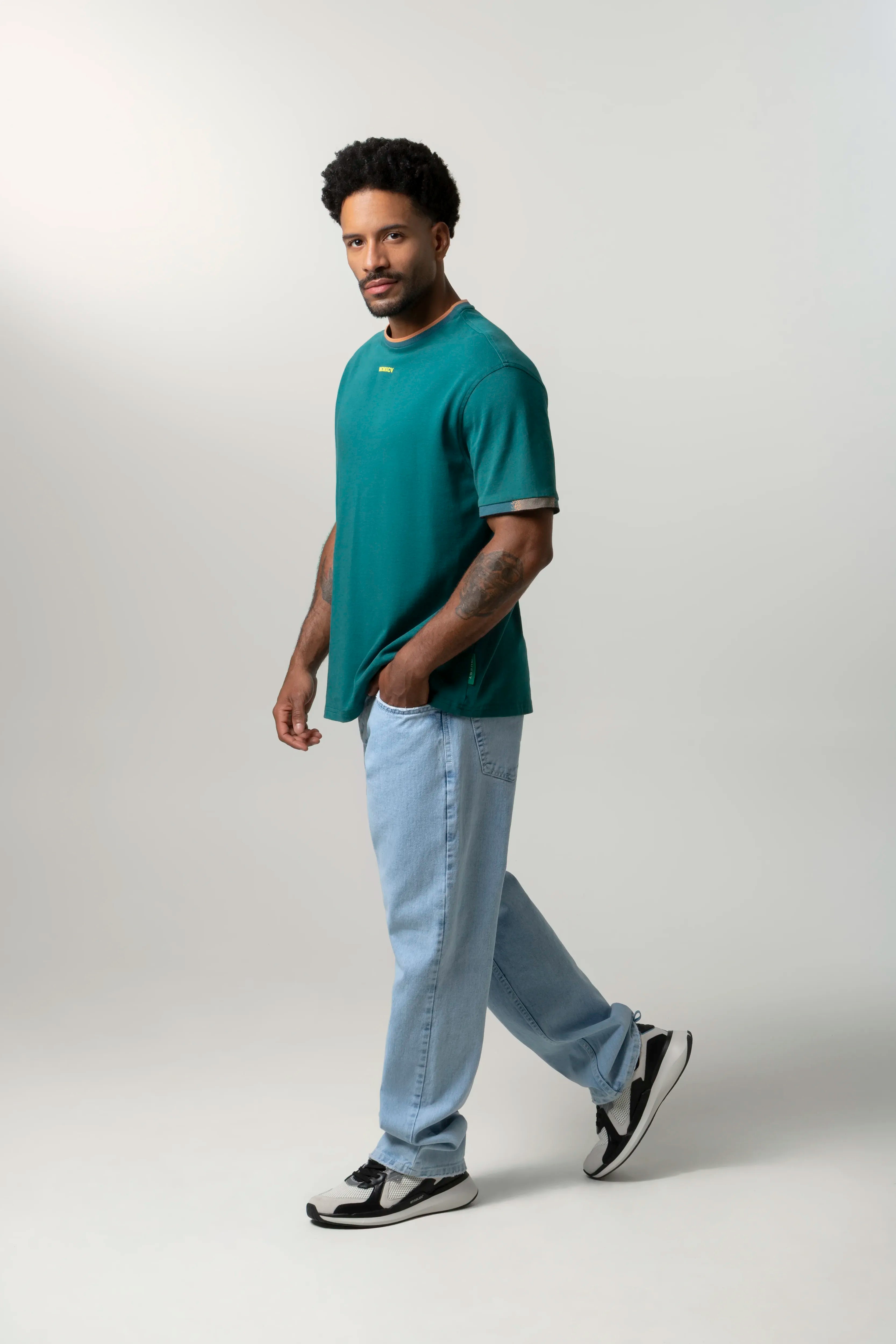 CAMISETA MANGA CORTA COLOR VERDE TORMENTA