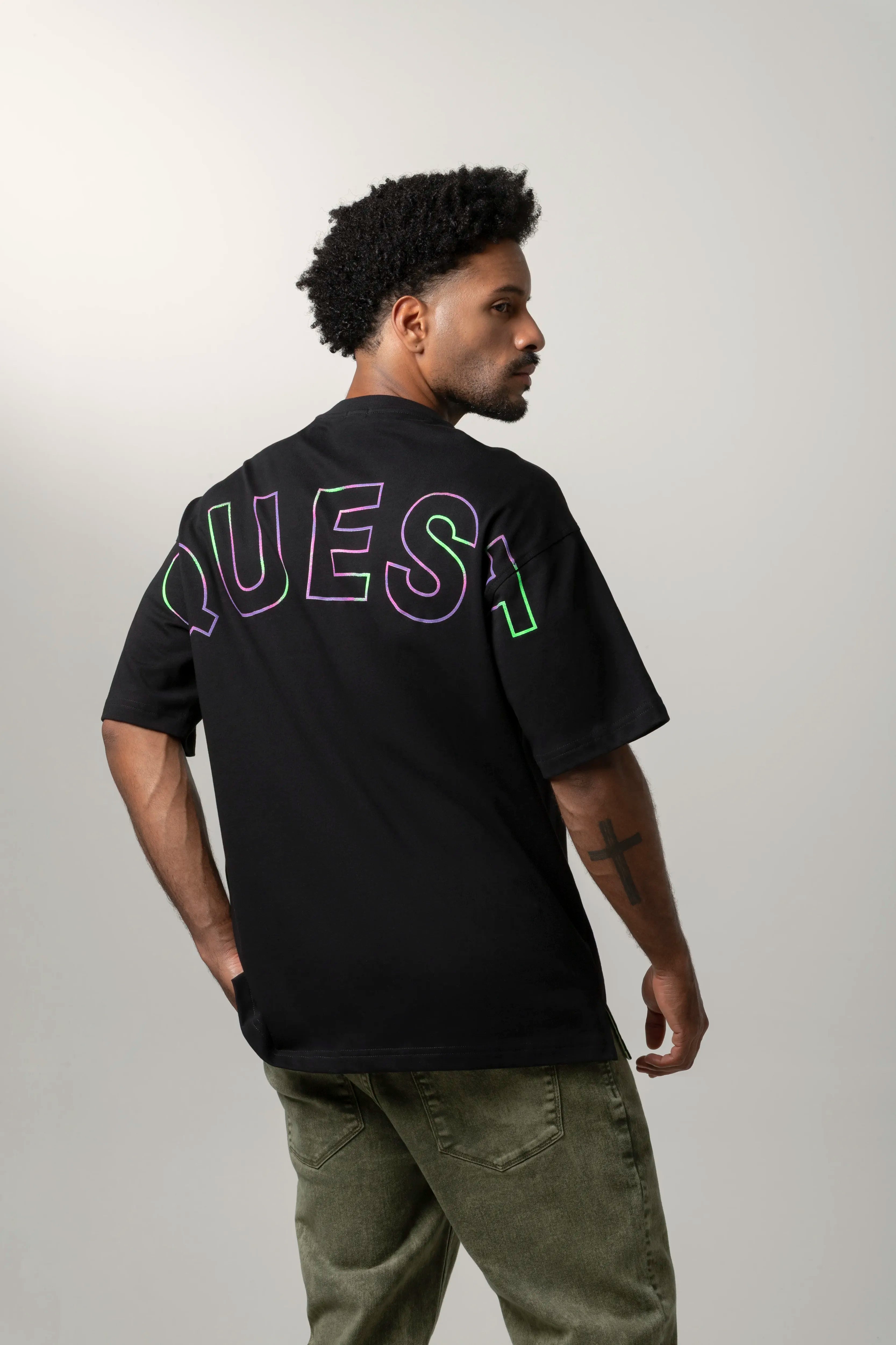 CAMISETA MANGA CORTA COLOR NEGRO