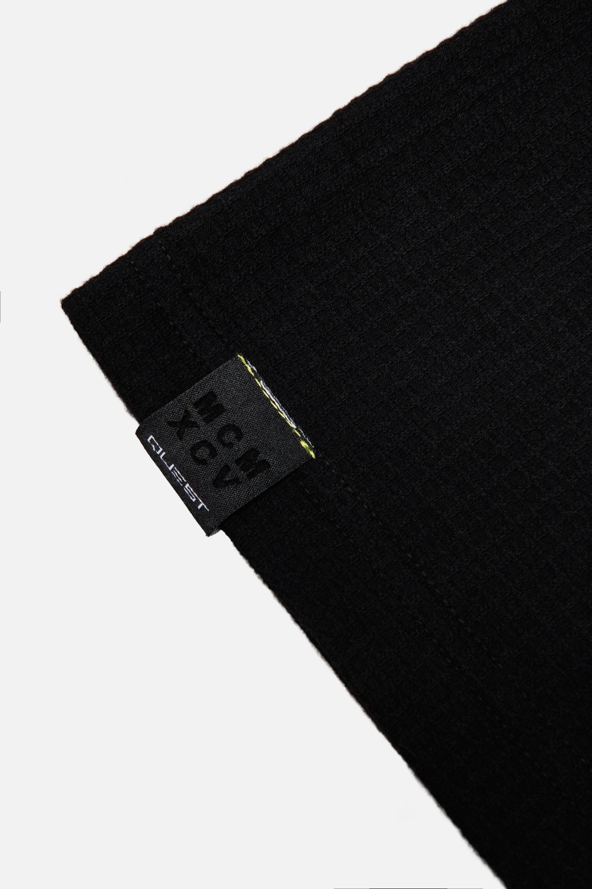 CAMISETA MANGA CORTA COLOR NEGRO