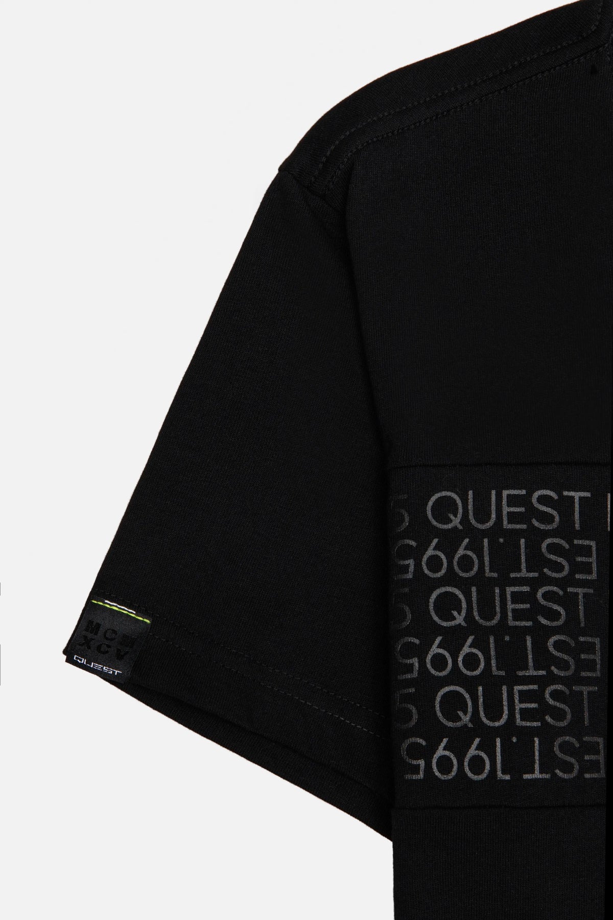 CAMISETA MANGA CORTA COLOR NEGRO