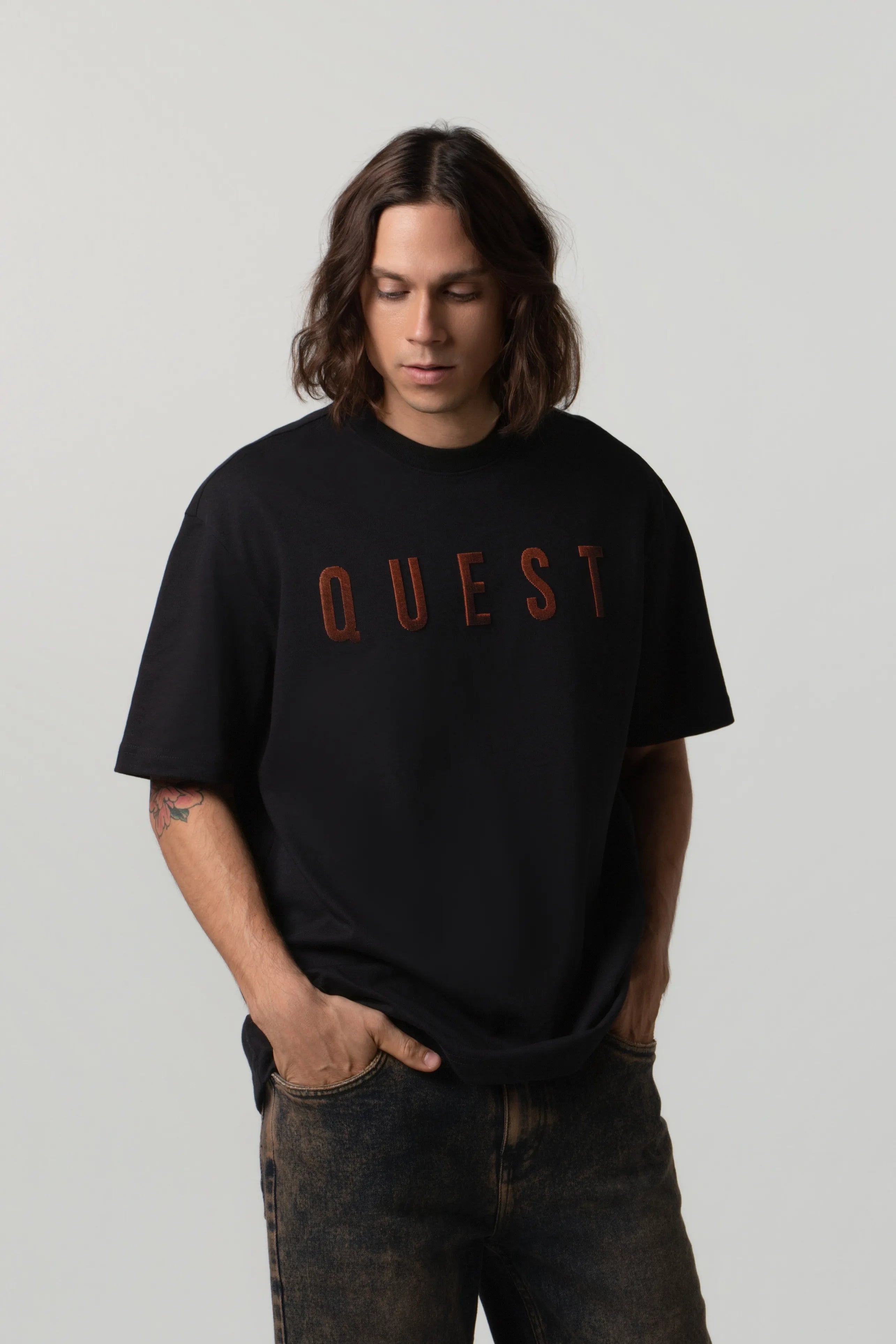 CAMISETA MANGA CORTA COLOR NEGRO