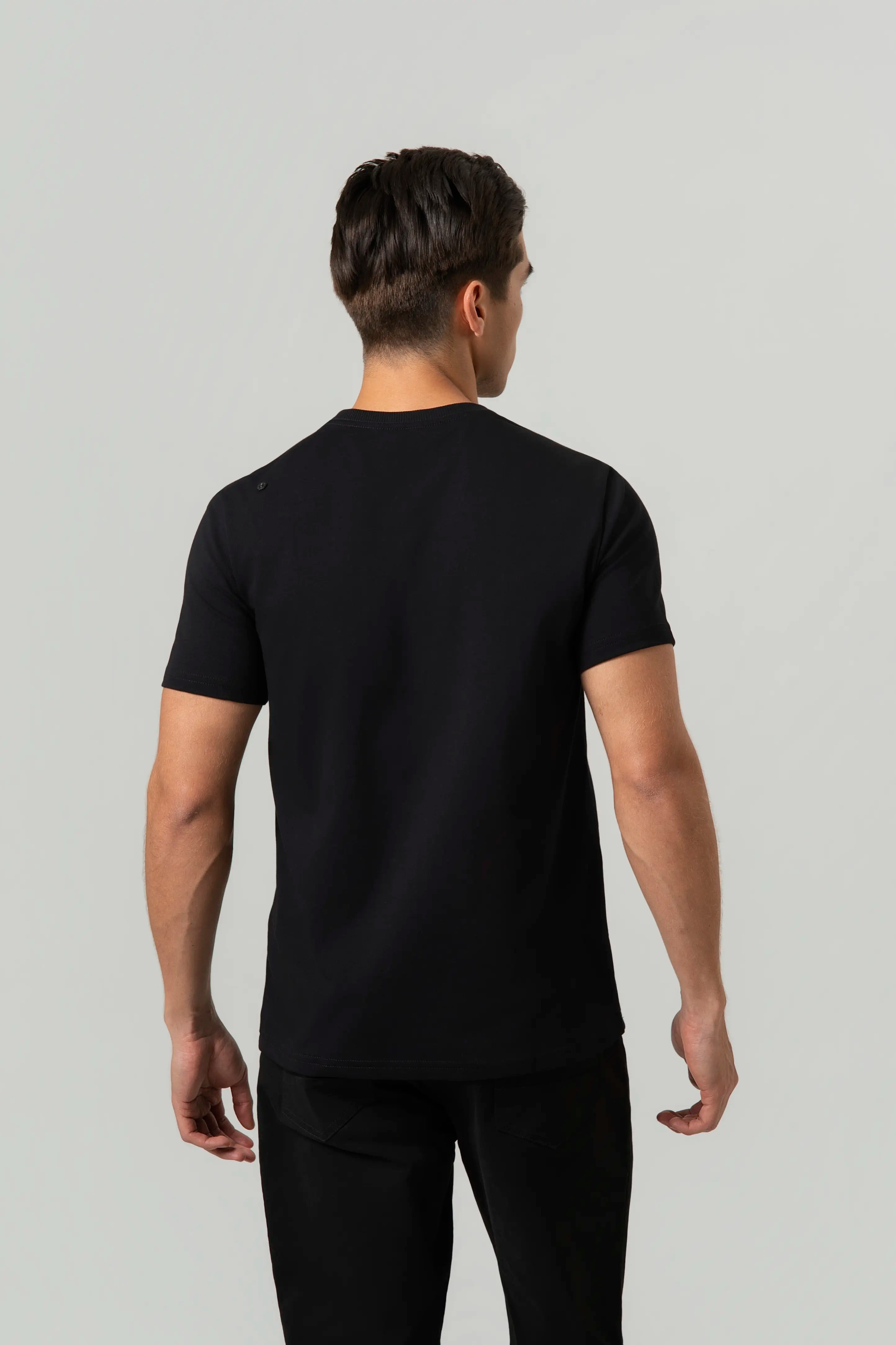 CAMISETA MANGA CORTA COLOR NEGRO