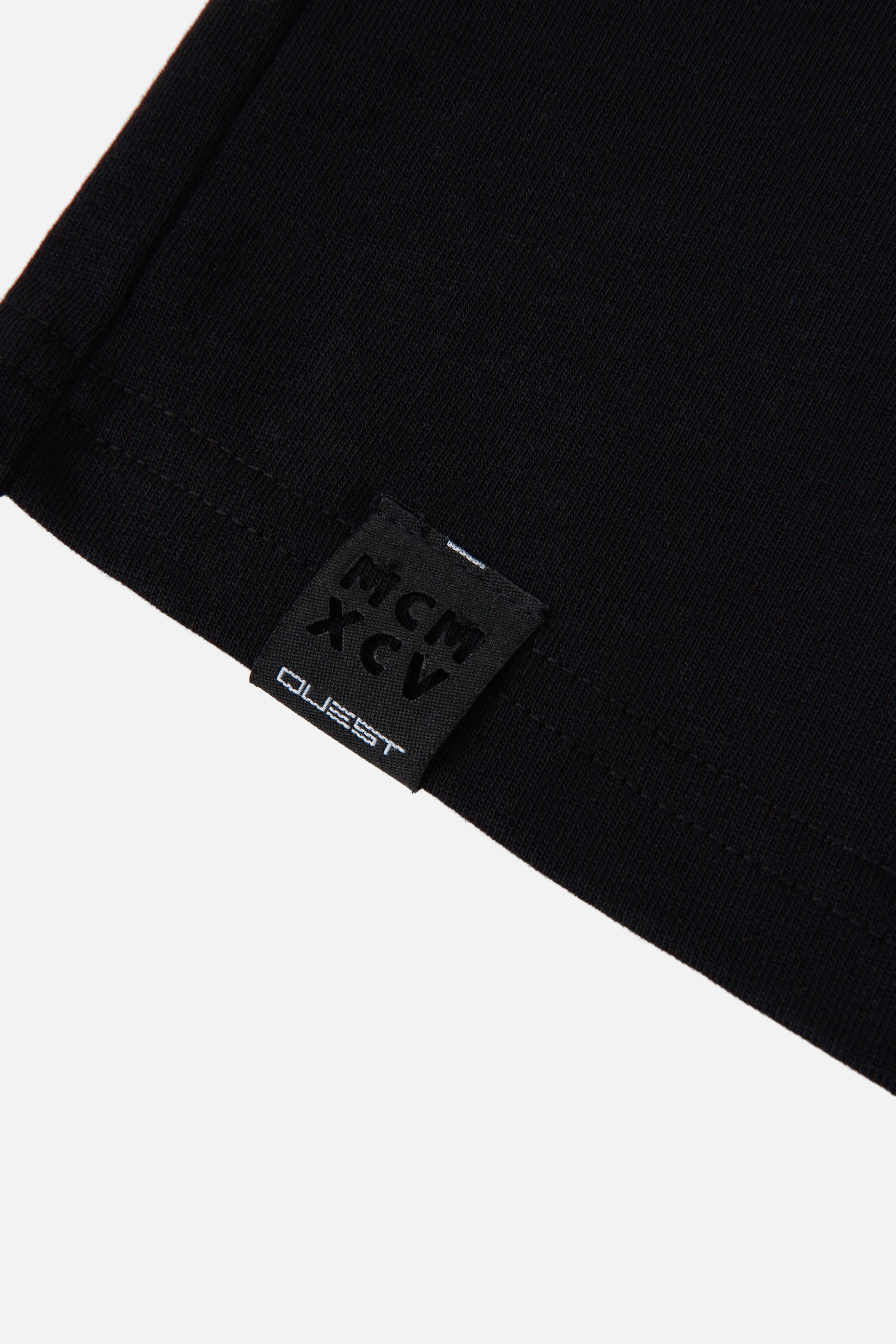CAMISETA MANGA CORTA COLOR NEGRO