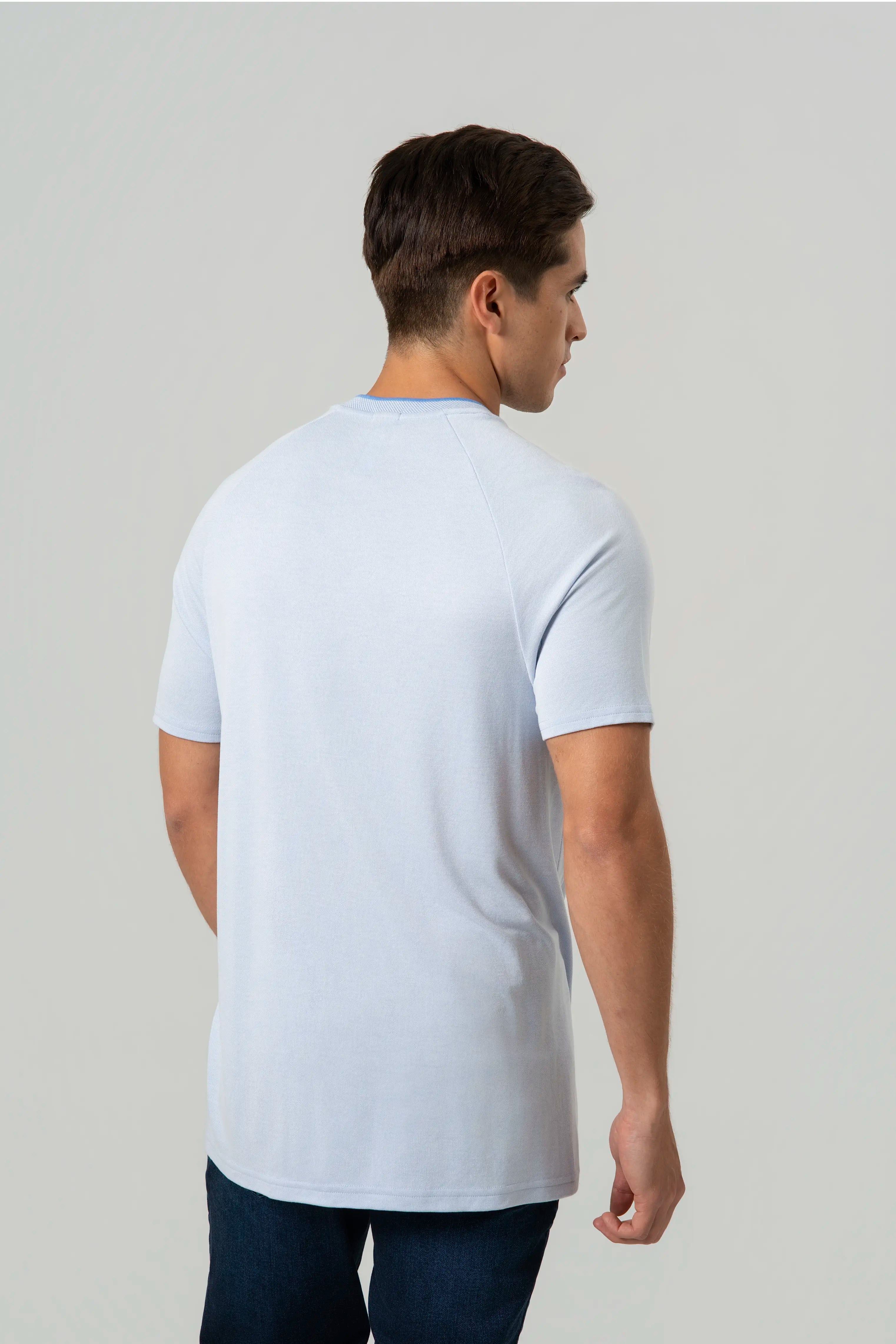 CAMISETA MANGA CORTA COLOR BABY BLUE