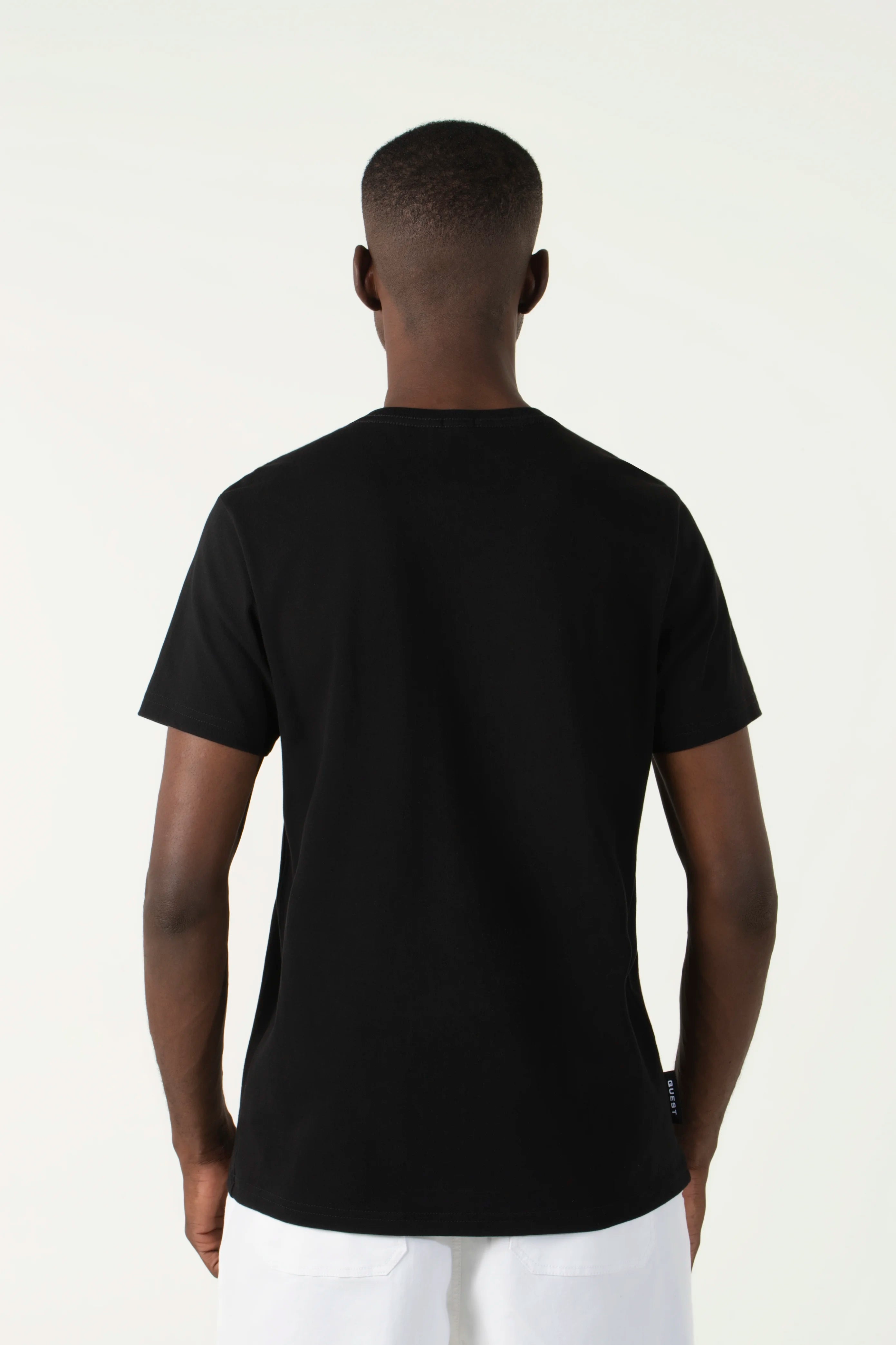 CAMISETA MANGA CORTA COLOR NEGRO