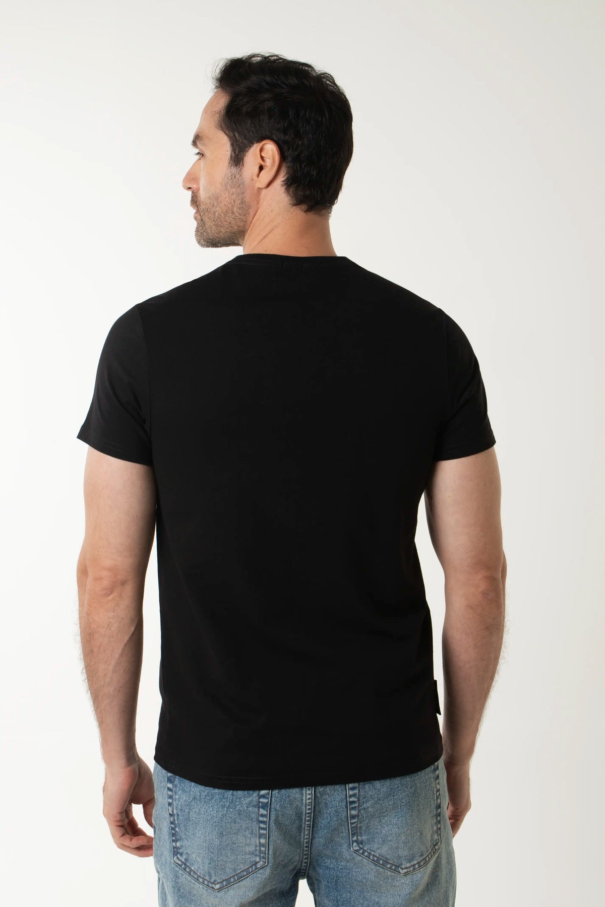 CAMISETA MANGA CORTA COLOR NEGRO