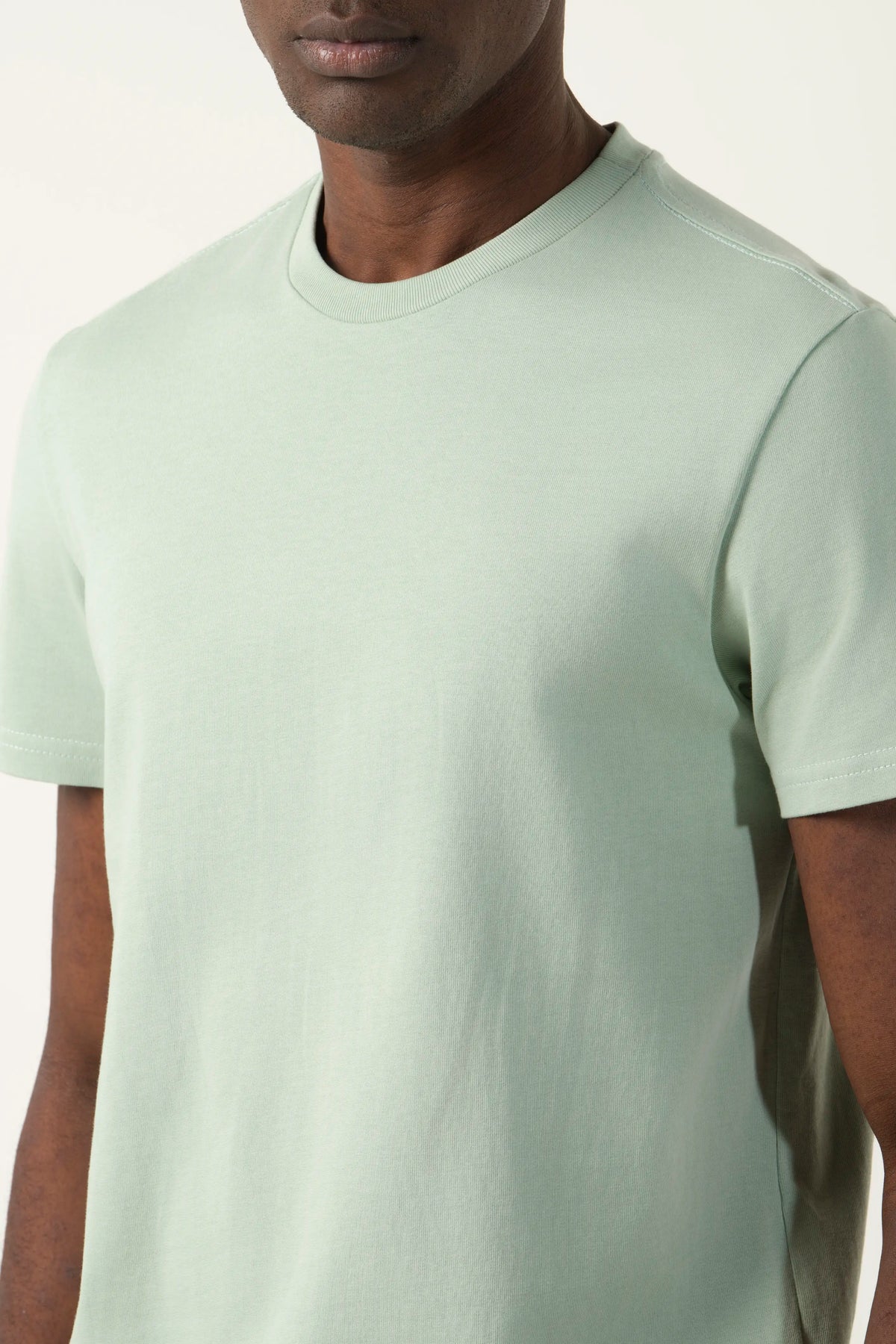 CAMISETA MANGA CORTA COLOR FROSTY GREEN