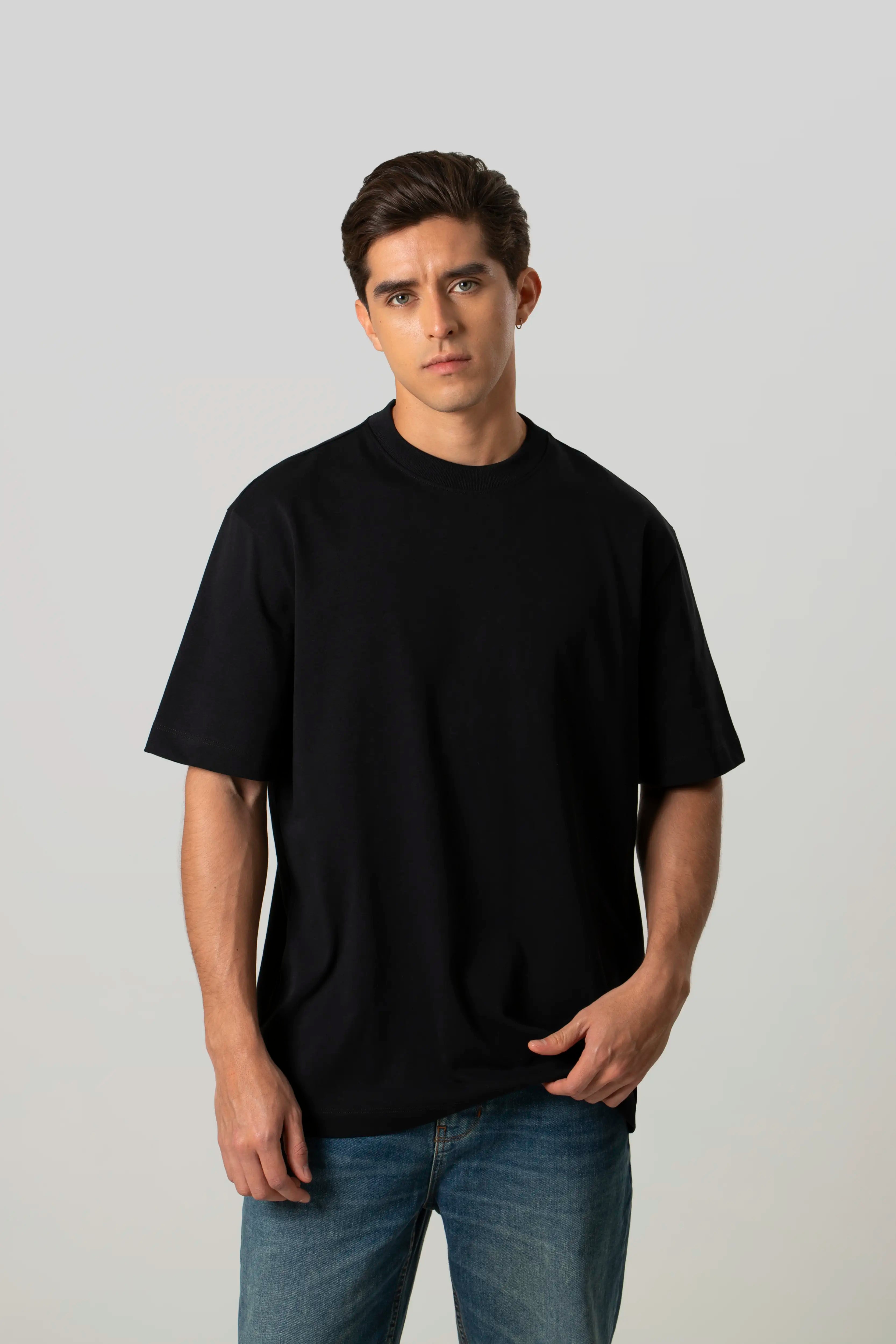 CAMISETA MANGA CORTA COLOR NEGRO