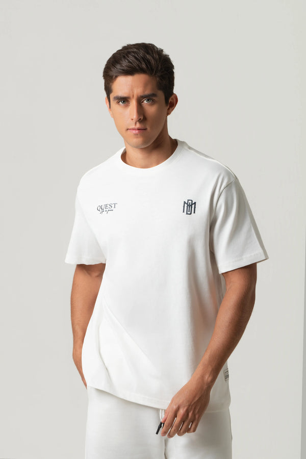 CAMISETA LOOSE CON ESTAMPADO LOCALIZADO DIM