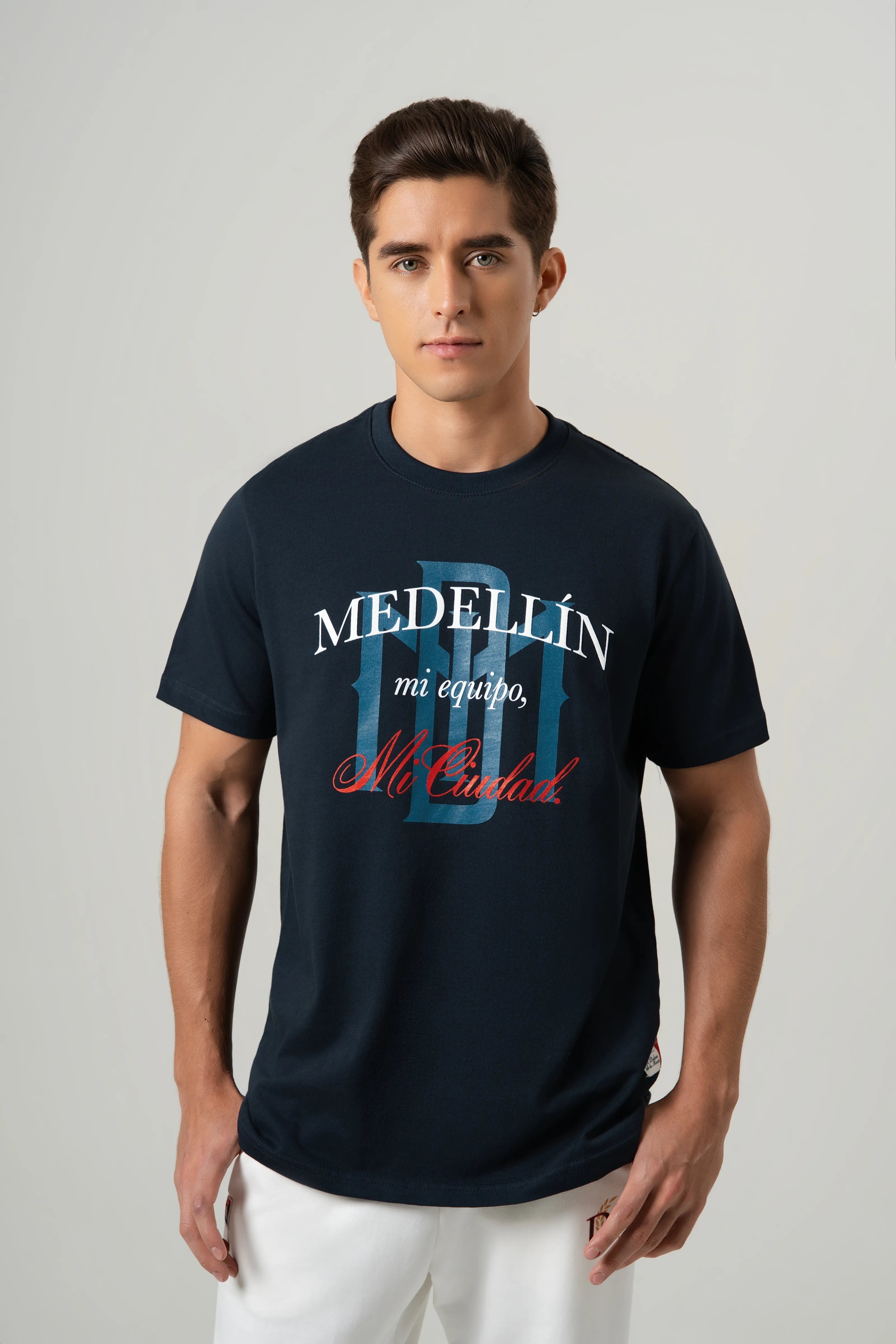 CAMISETA MANGA CORTA COLOR AZUL OSCURO