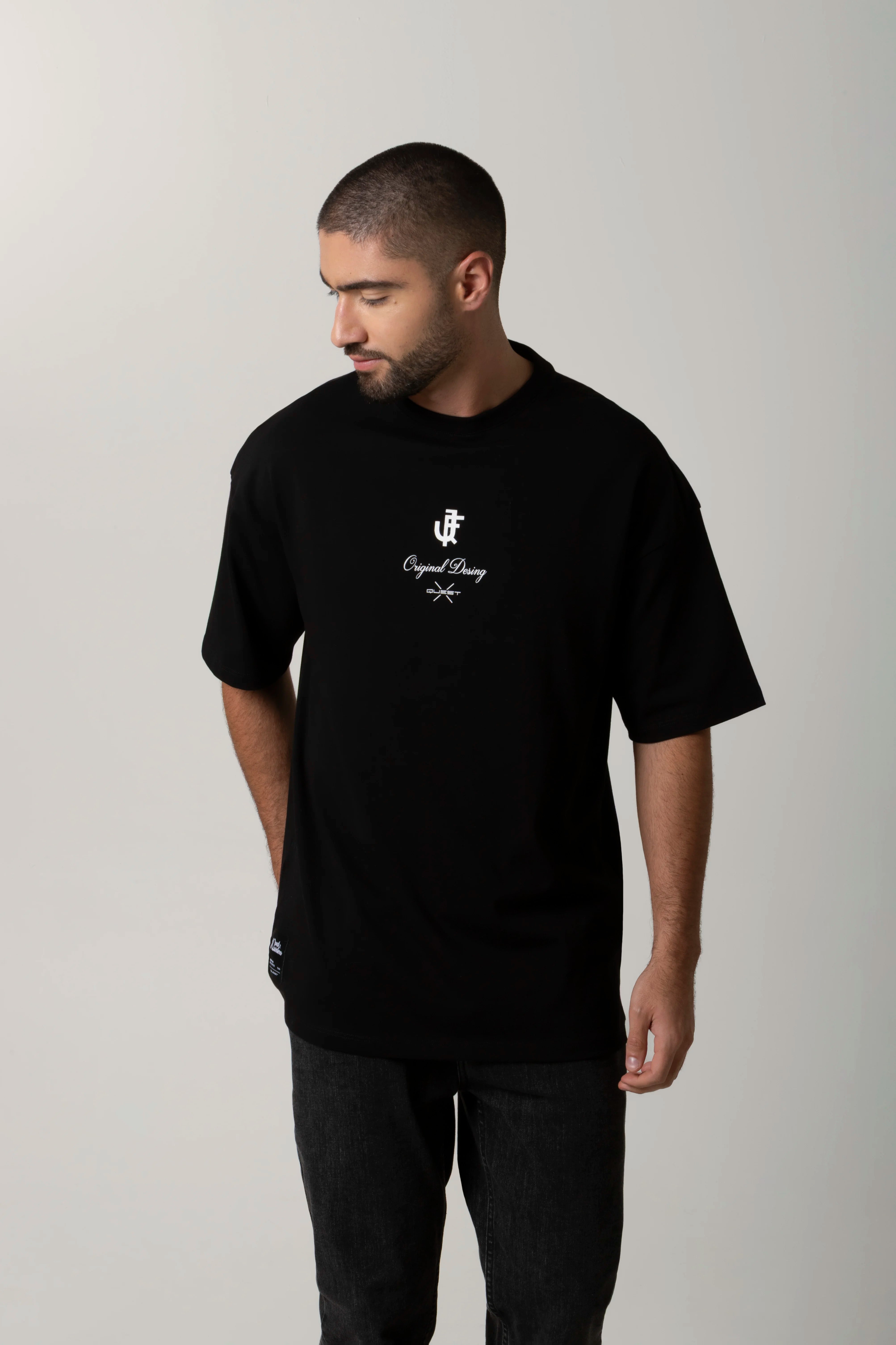 CAMISETA MANGA CORTA COLOR NEGRO