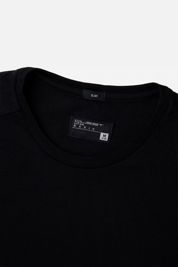 CAMISETA MANGA CORTA COLOR NEGRO