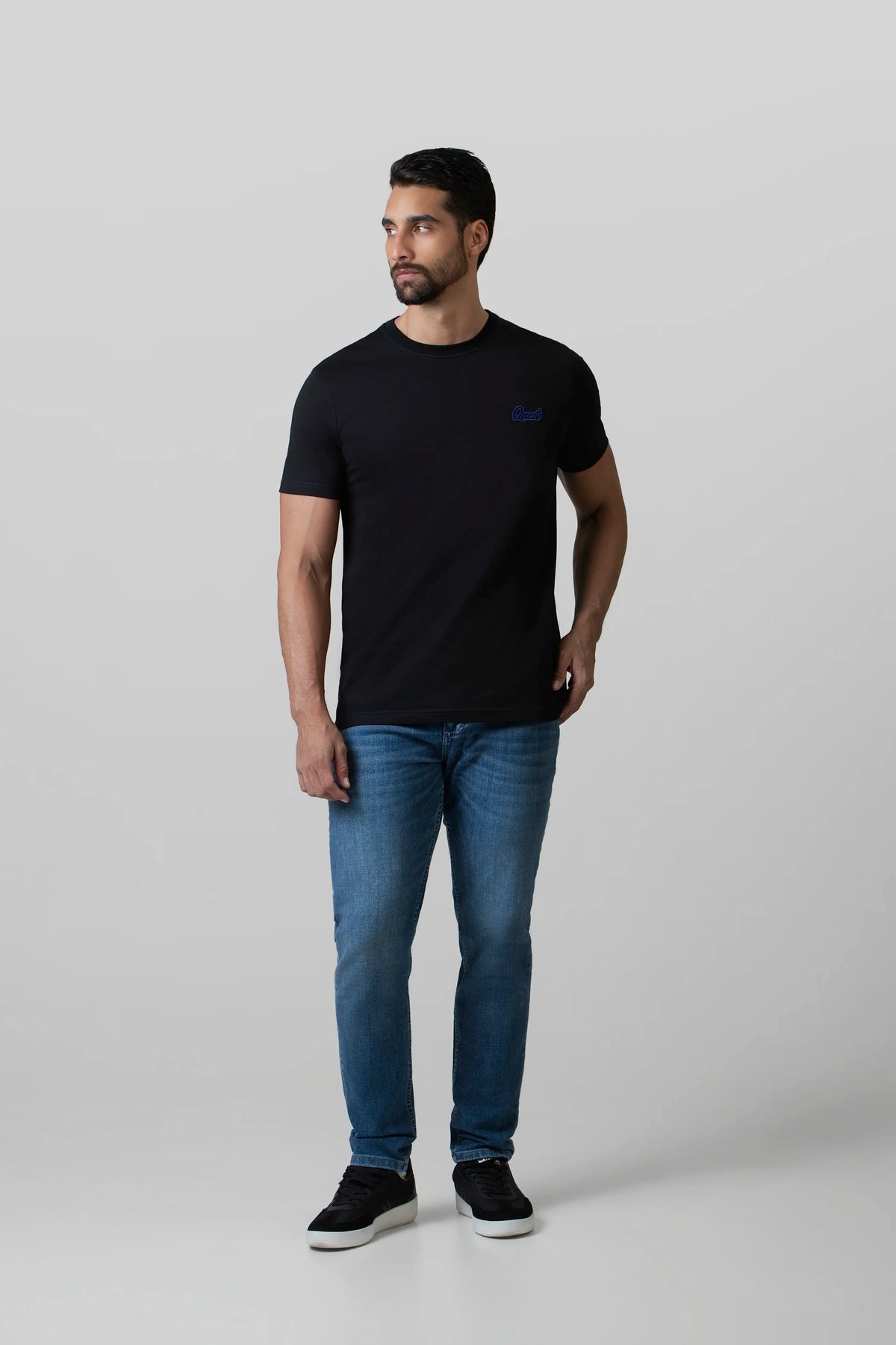 CAMISETA MANGA CORTA COLOR NEGRO