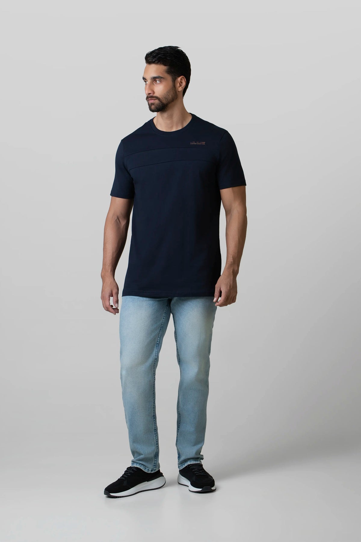 CAMISETA MANGA CORTA COLOR AZUL OSCURO